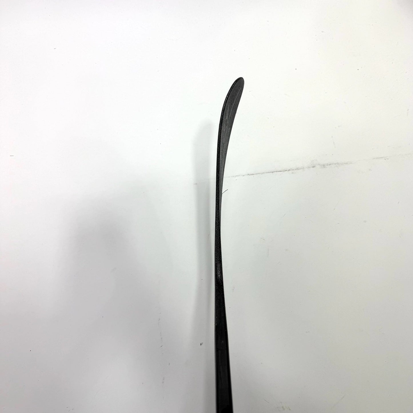Broken Autographed Left Warrior Covert QR6 | 90 Flex Jurco Pro Curve Grip | Athanasiou | BH178