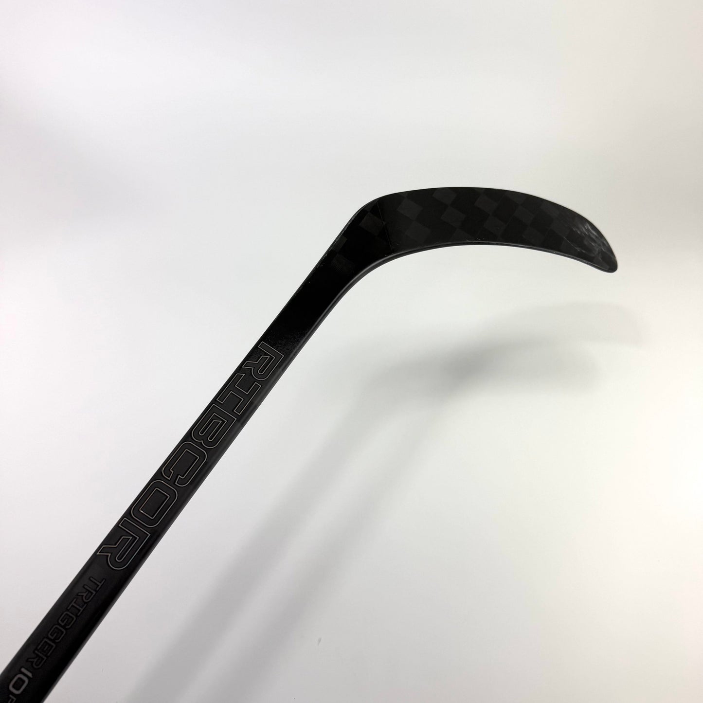 New Left CCM Ribcor Trigger 10 Pro | 95 Flex P92 Curve Grip | #A445