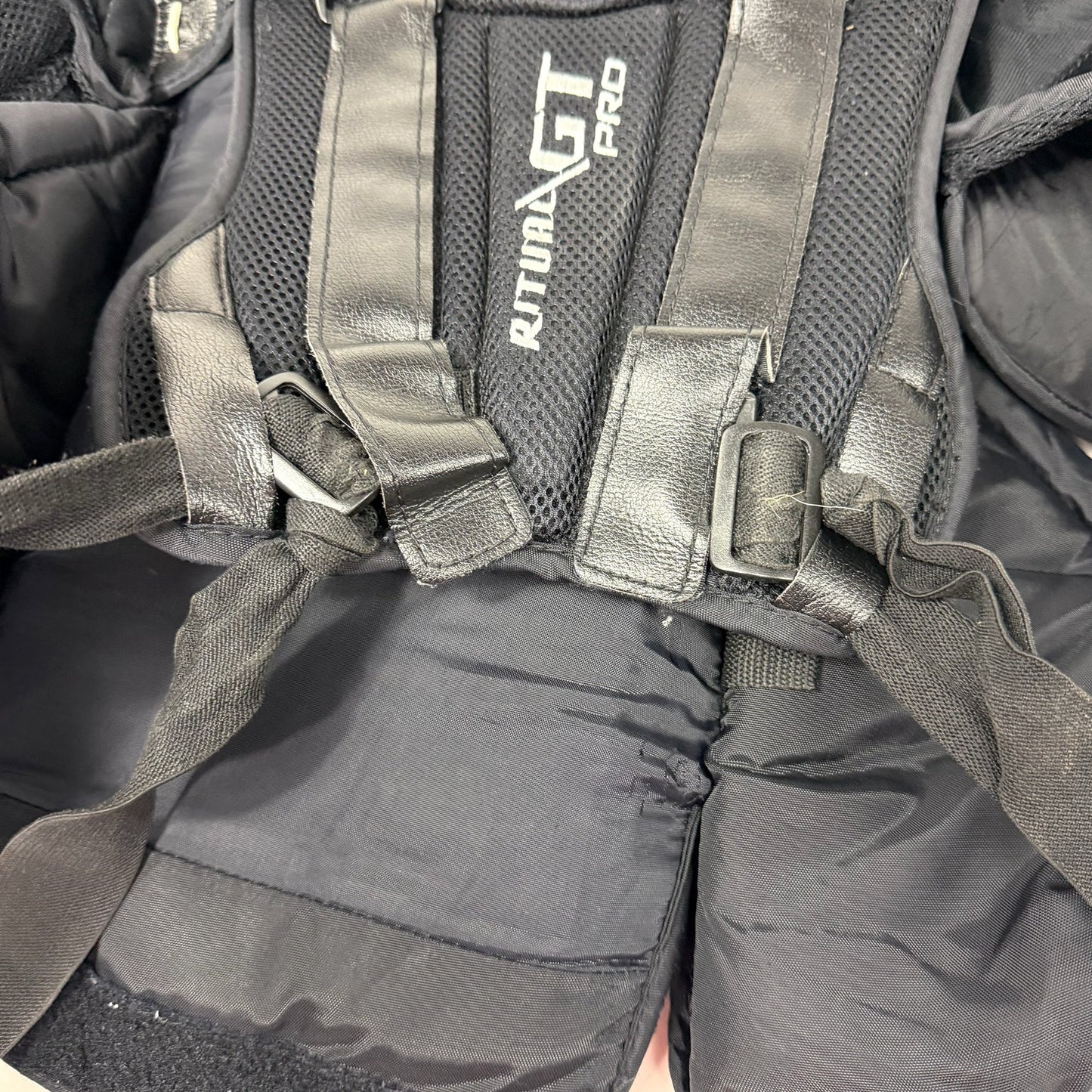 Used Warrior Ritual GT Pro Goalie Chest Protector | Senior Small | AB530