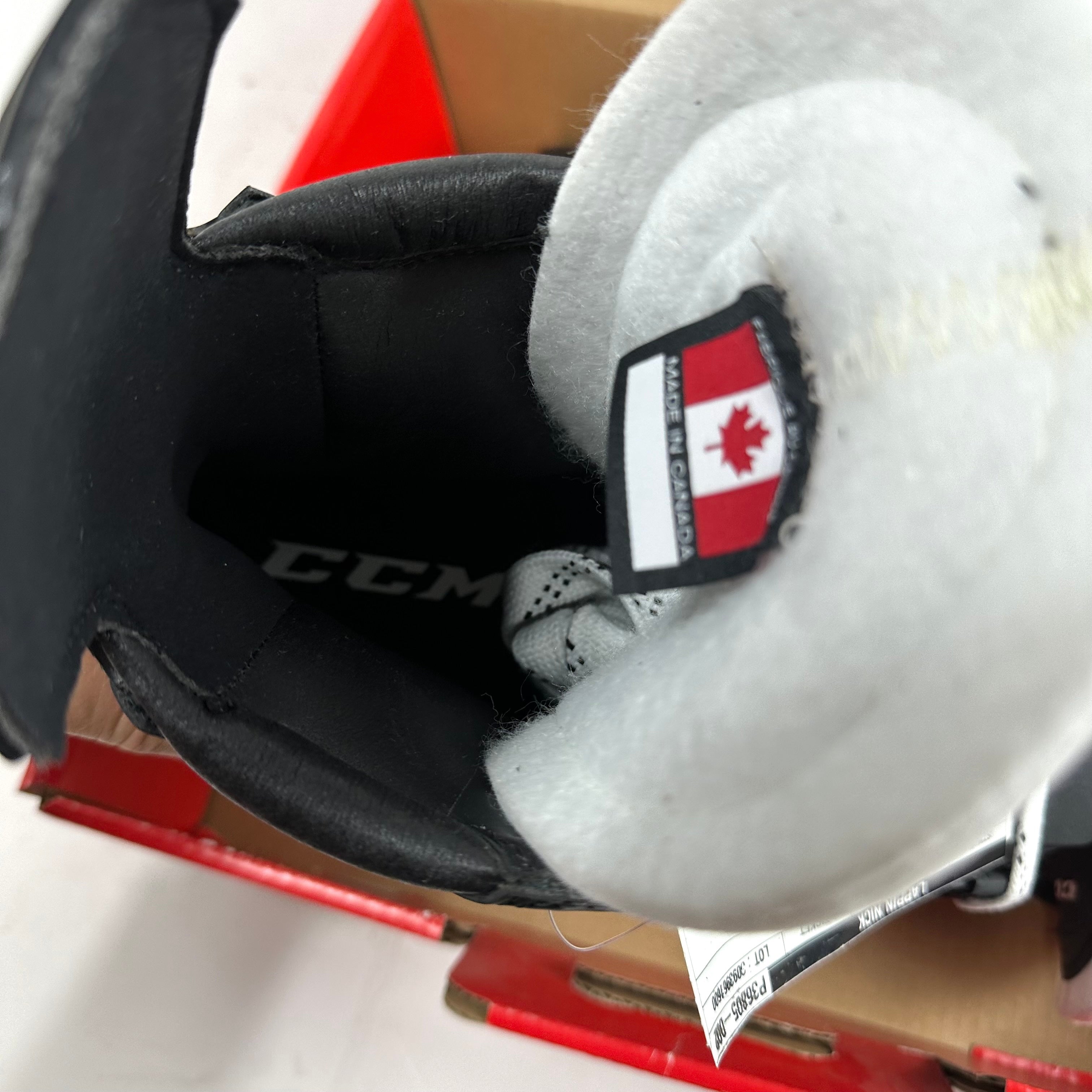 New CCM Ribcor 80K Skates | Size 8.5 D | M296