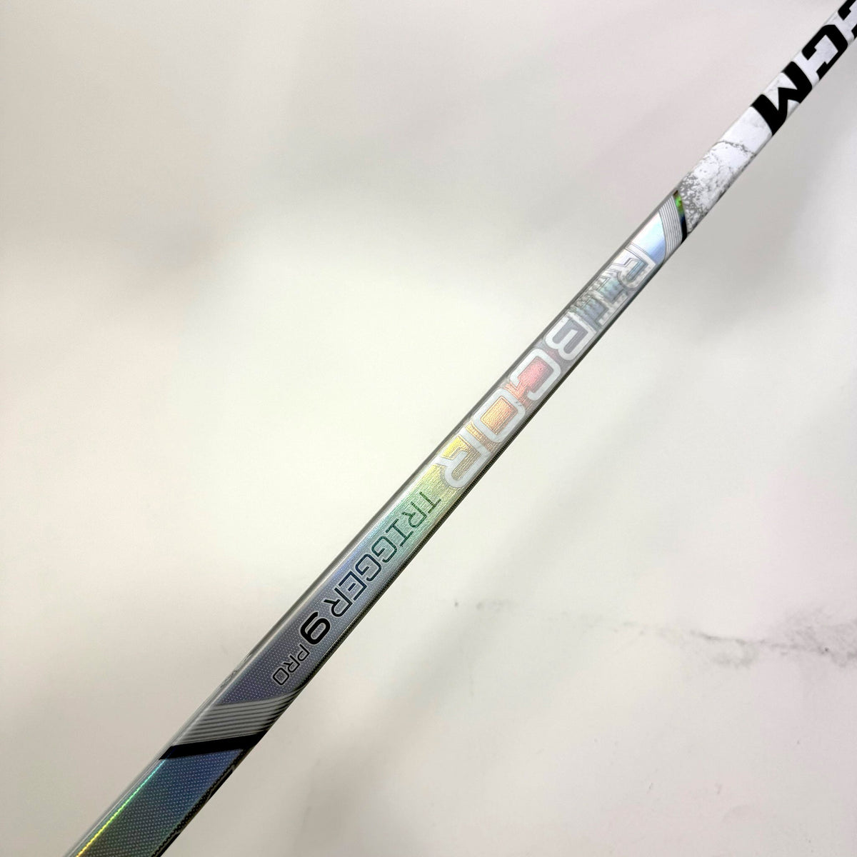 New Left White CCM Ribcor Trigger 9 Pro | 85 Flex P92M Curve Grip | BH400 - Top Flight Hockey