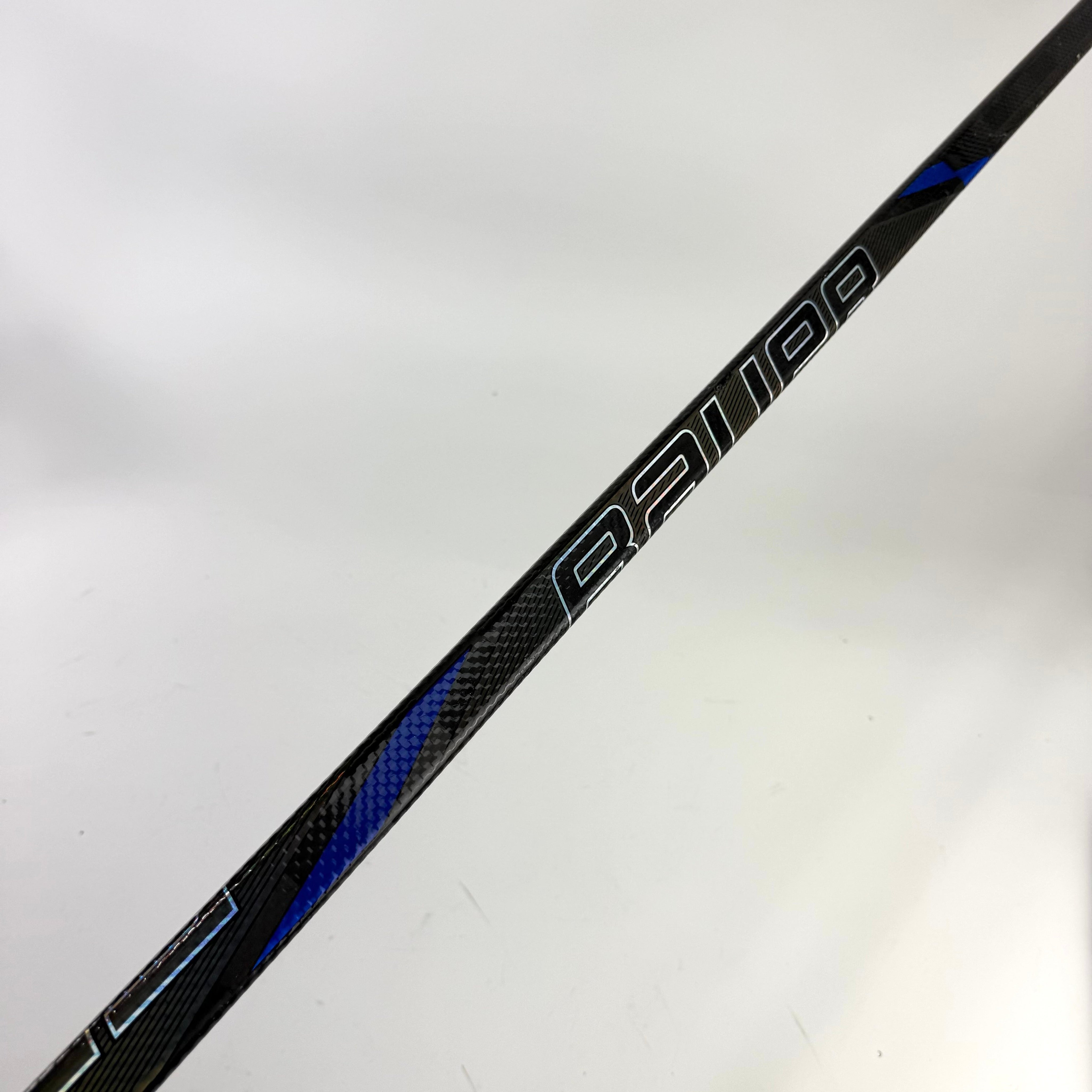 Repaired Left Blue Bauer Nexus Tracer | 82 Flex P28 Curve Grip | R13 - Top Flight Hockey