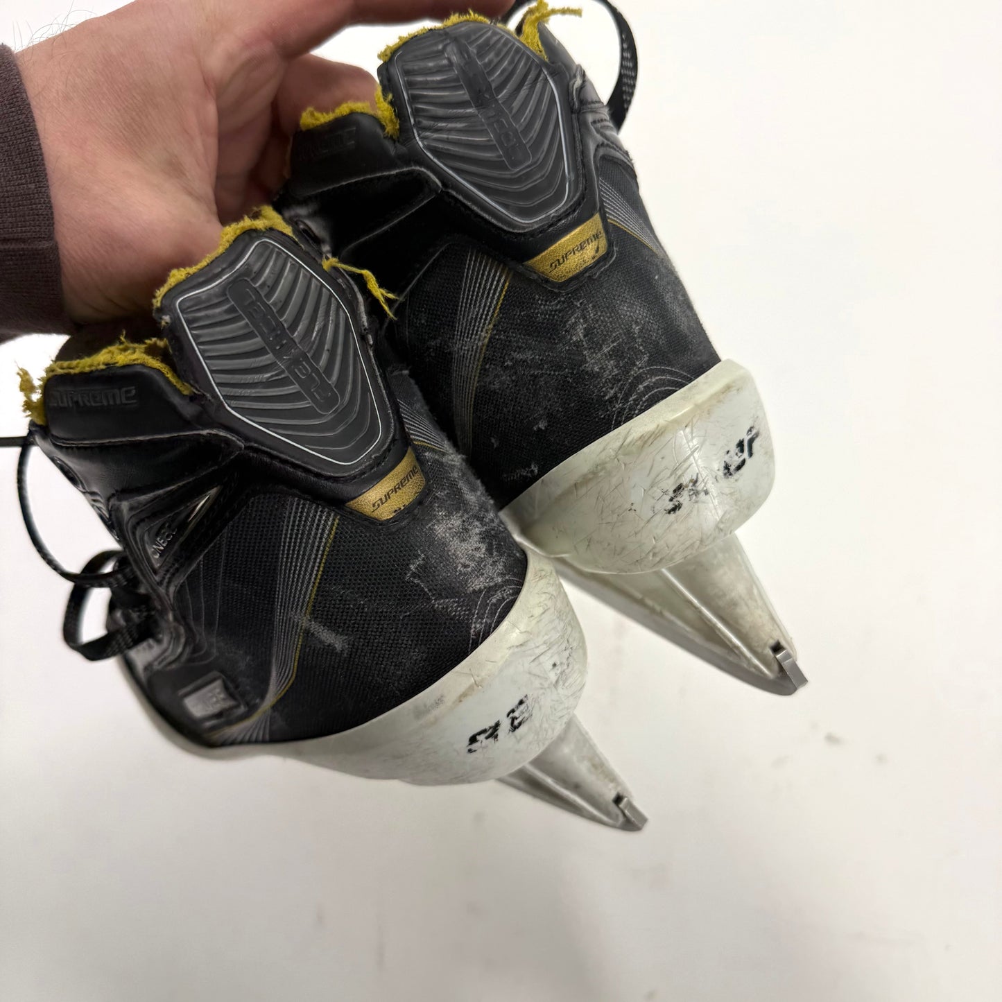 Used Bauer Supreme One60 Goalie Skates | Size 3 | A68