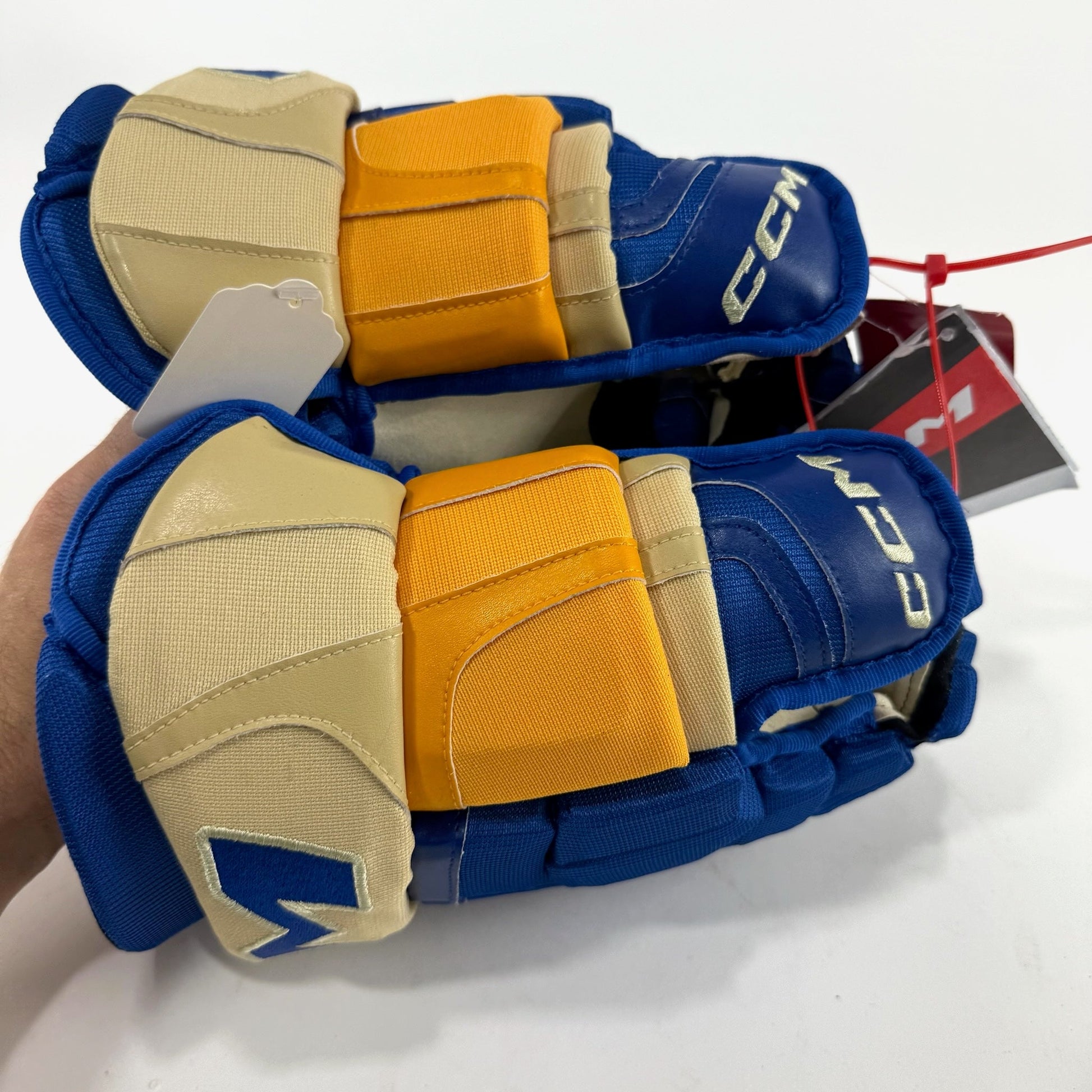 New STL Blues Heritage CCM HGCL Pro Gloves | 14" | Perunovic | D124 - Top Flight Hockey