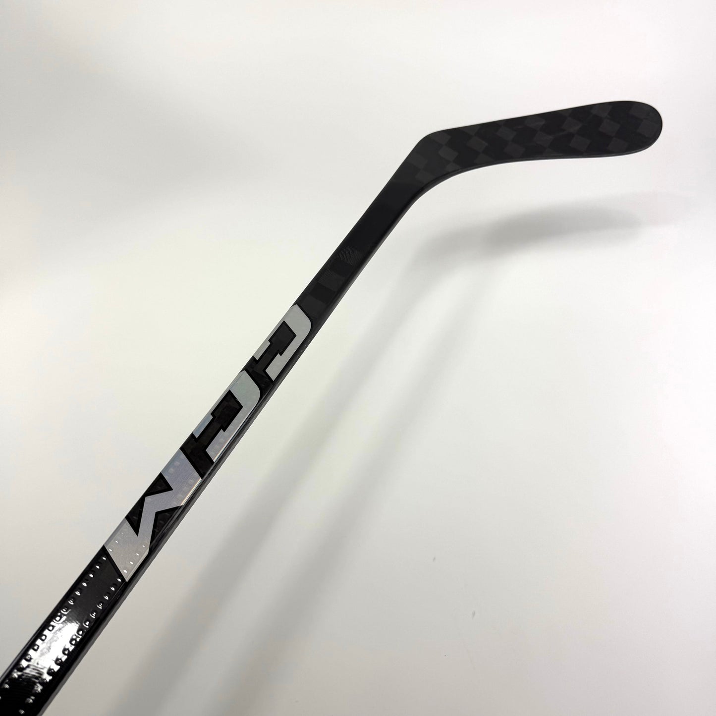 New Right Blue CCM Jetspeed FT8 Pro | 80 Flex Laine Pro Custom Curve Grip | #A439
