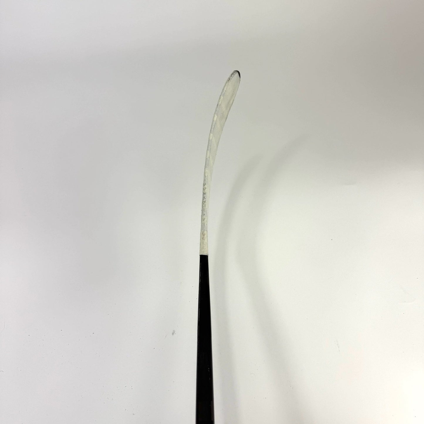 Used Left Black CCM Jetspeed FT7 Pro | 80 Flex P28M Curve Grip | F407 - Top Flight Hockey