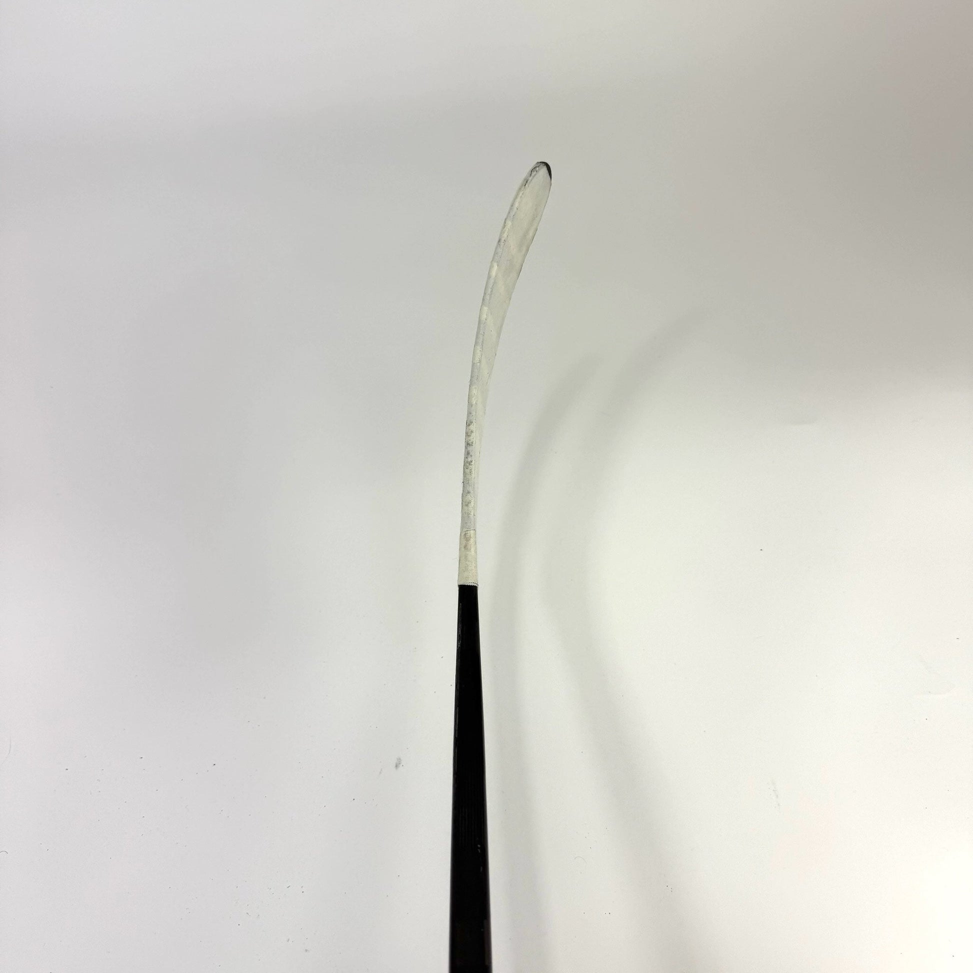 Used Left Black CCM Jetspeed FT7 Pro | 80 Flex P28M Curve Grip | F407 - Top Flight Hockey