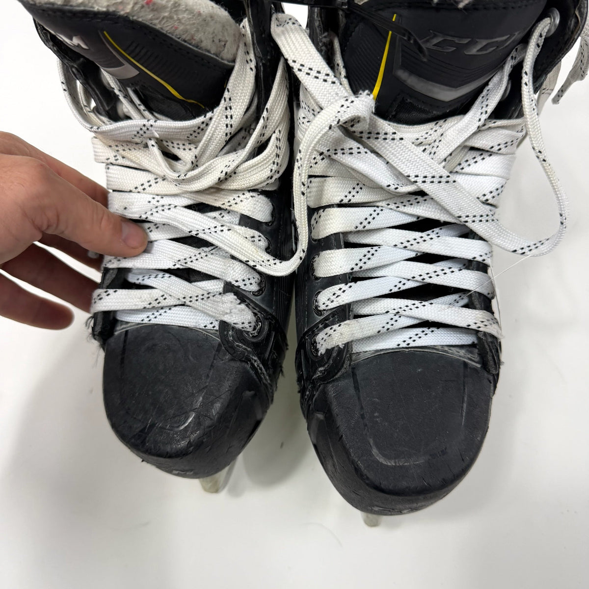 Used CCM Tacks 9070 Skates | Size 7.5 | AB158 - Top Flight Hockey