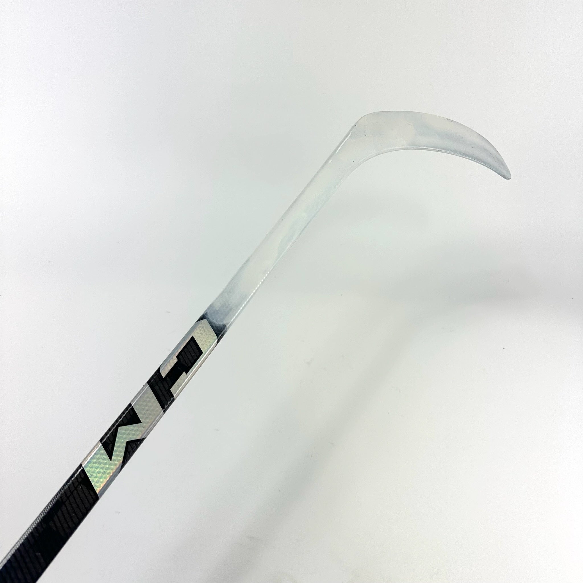 New Left CCM Jetspeed FT6 Pro | 75 Flex P90 Curve Grip | K432