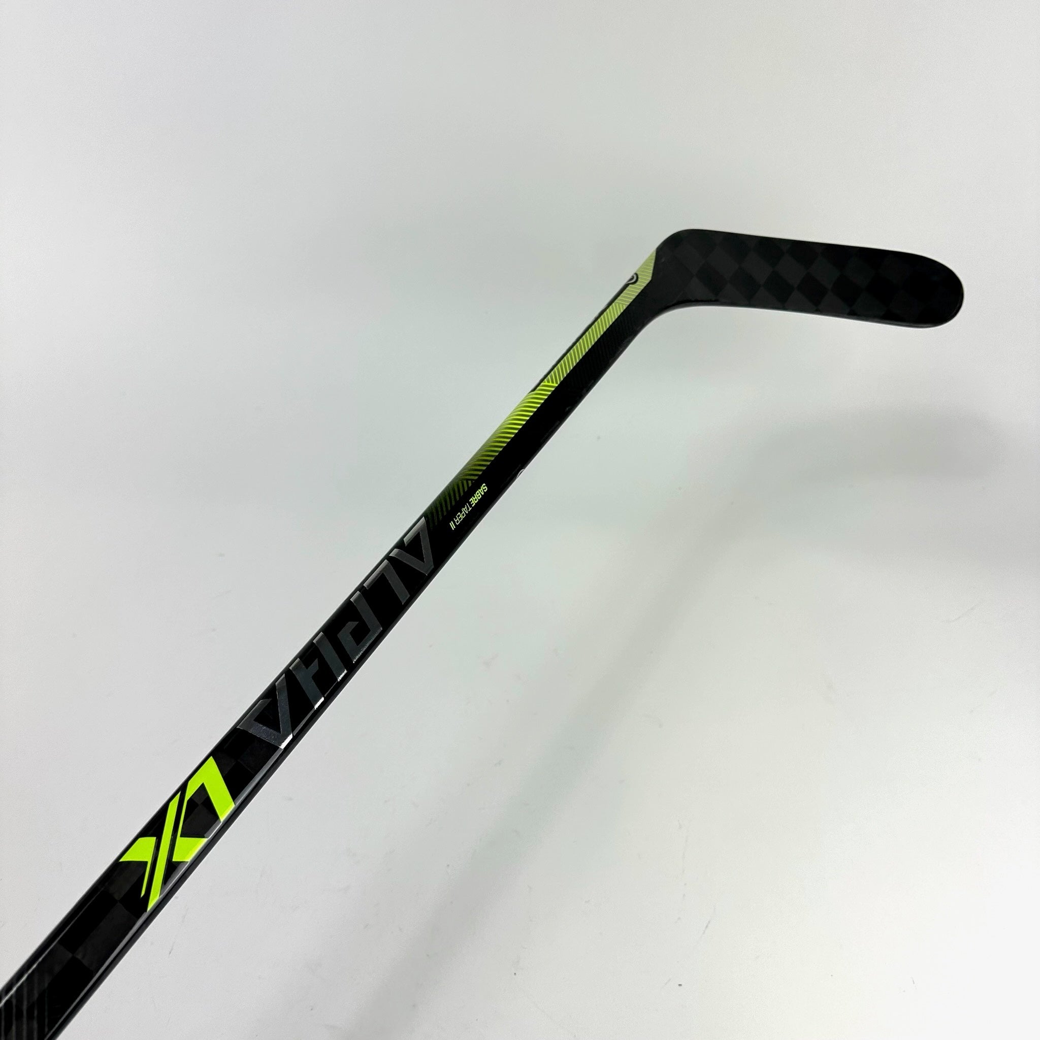 New Right Warrior Alpha LX Pro | 100 Flex P28M Curve Grip | Kapanen | K488