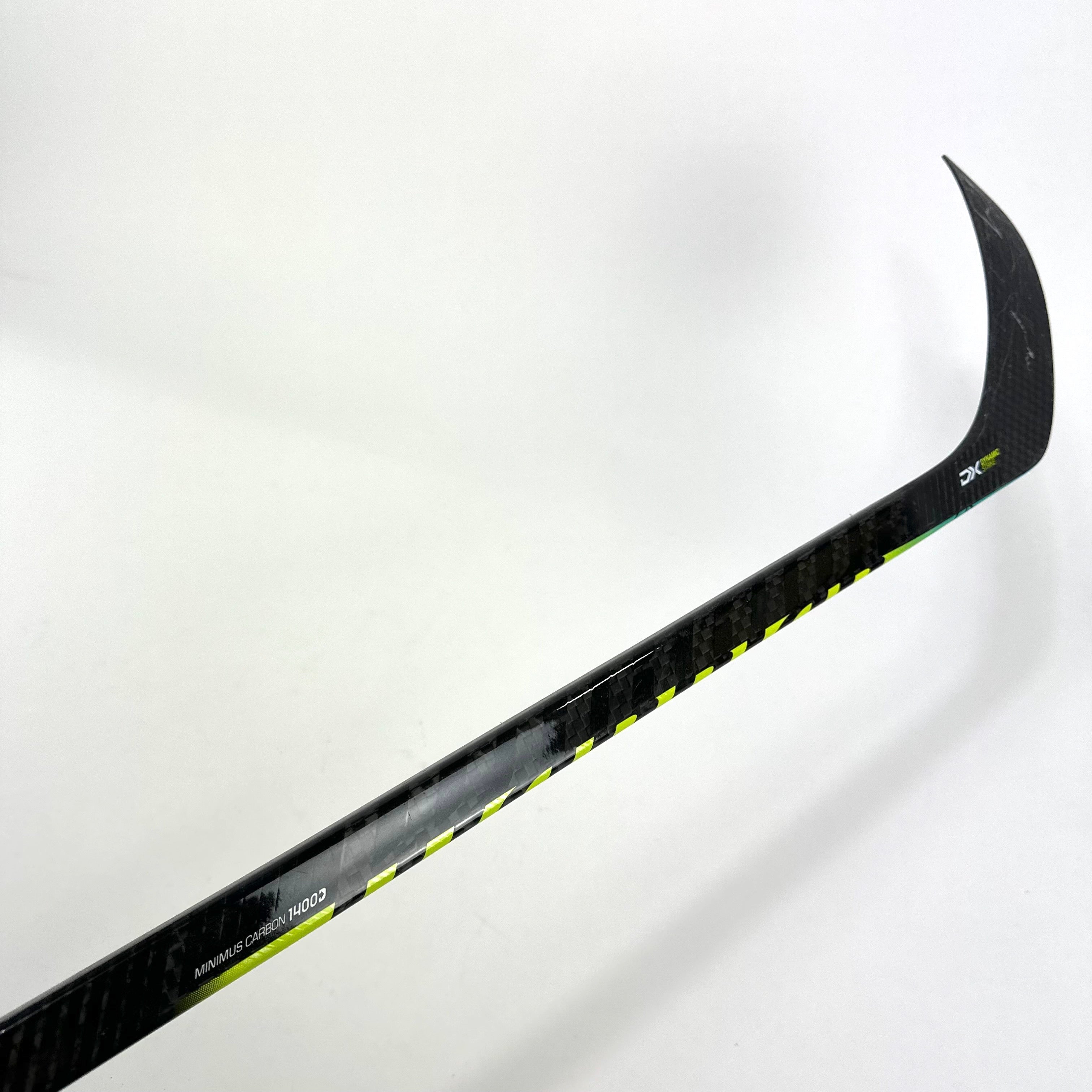 New Right Warrior Alpha DX | 100 Flex P28 Curve Grip | Ruticka | TBL413