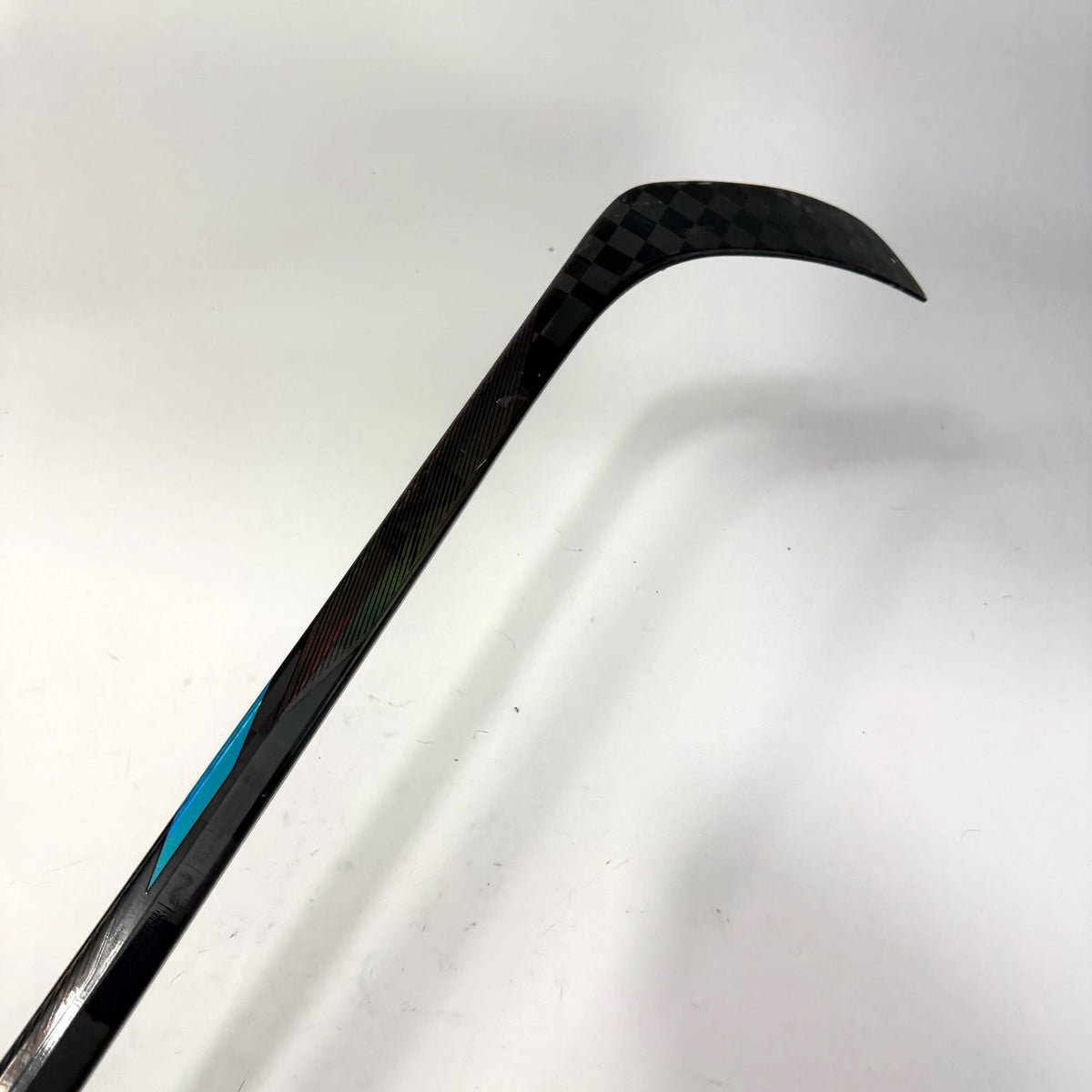 Used Left Bauer Nexus Tracer | 65 Flex P28 Curve Grip | AB700