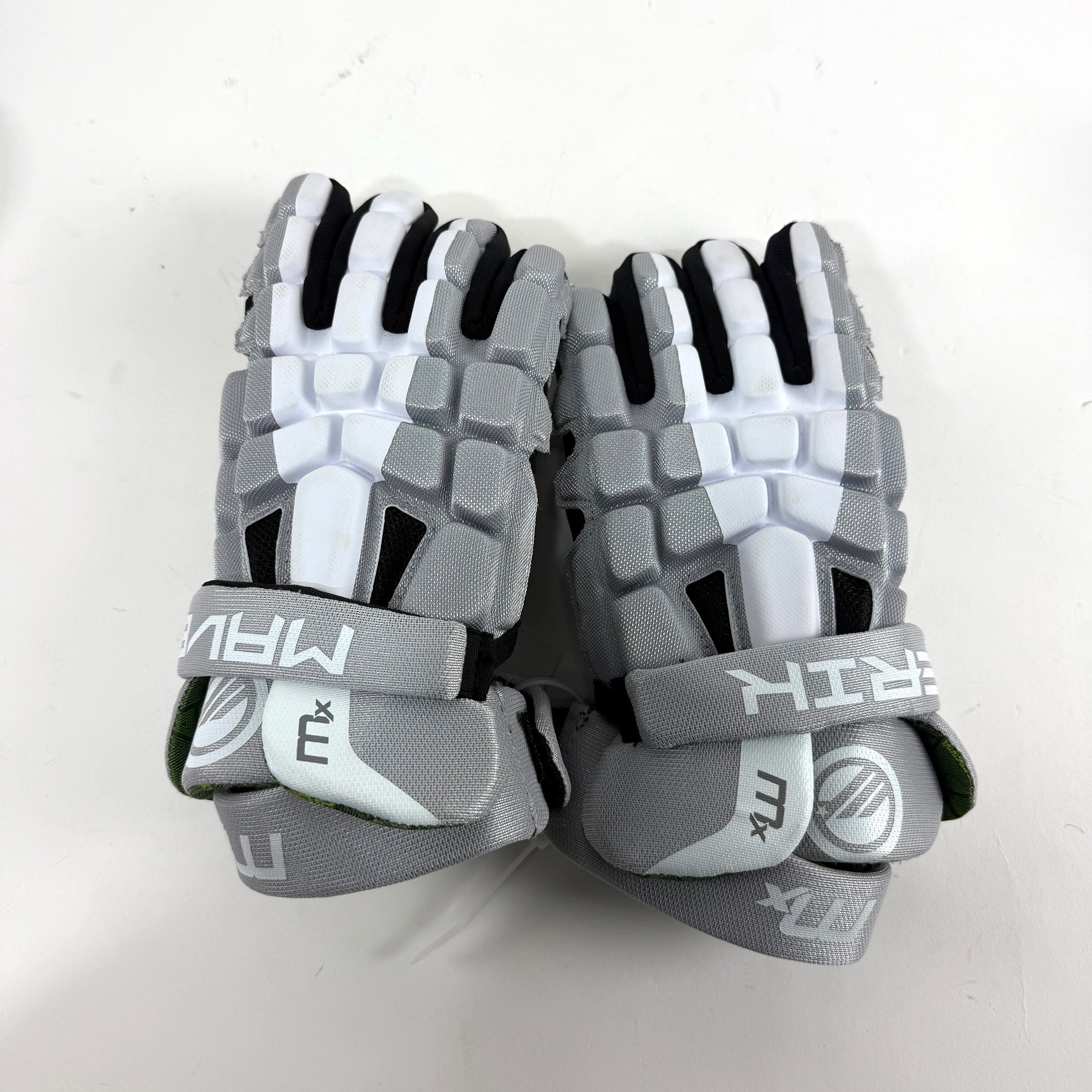 Like New Maverik MX Lacrosse Gloves Senior Medium 12" - #E291 - Top Flight Hockey