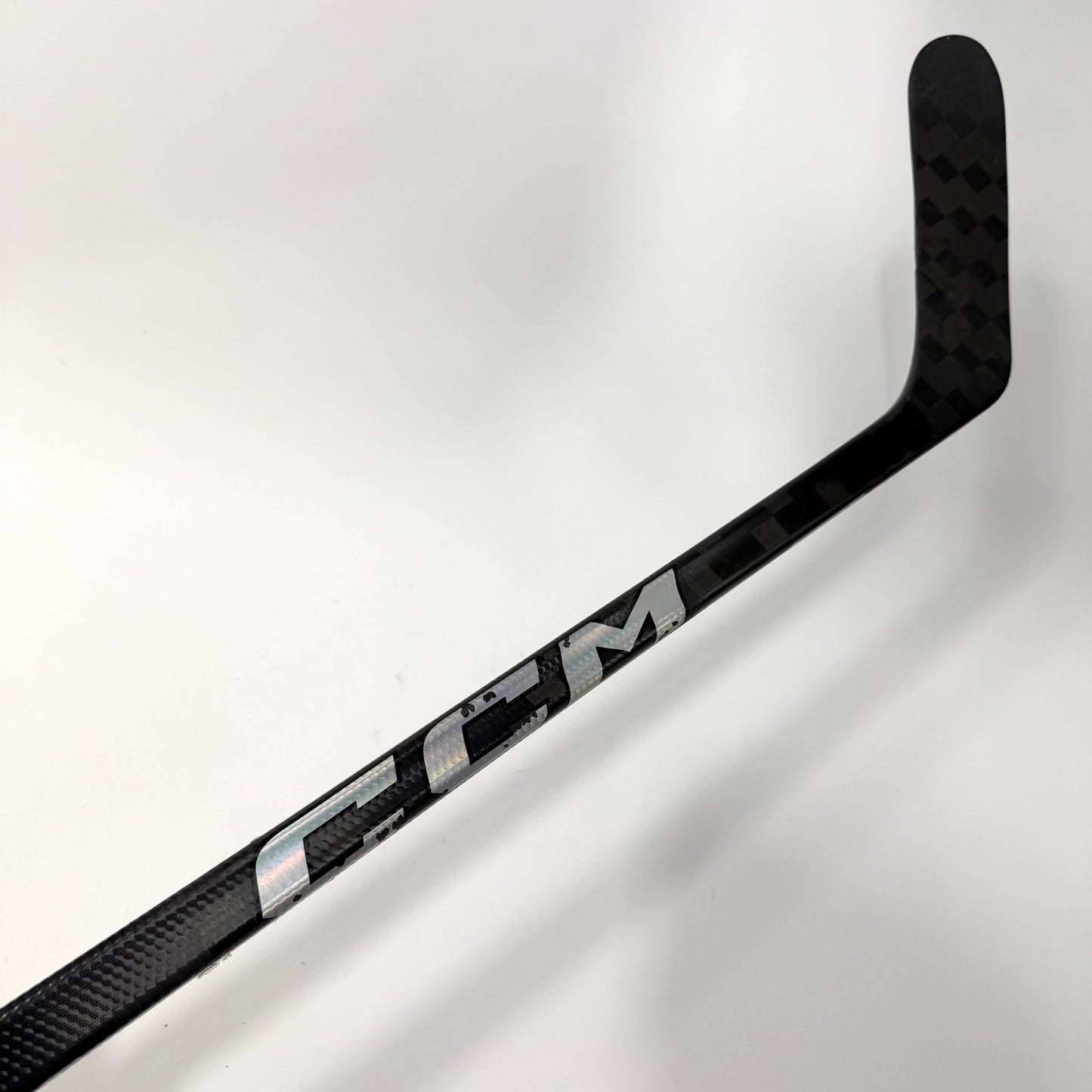 Used Left Black CCM Jetspeed FT8 Pro | 75 Flex P28M Curve Grip | AB981 - Top Flight Hockey