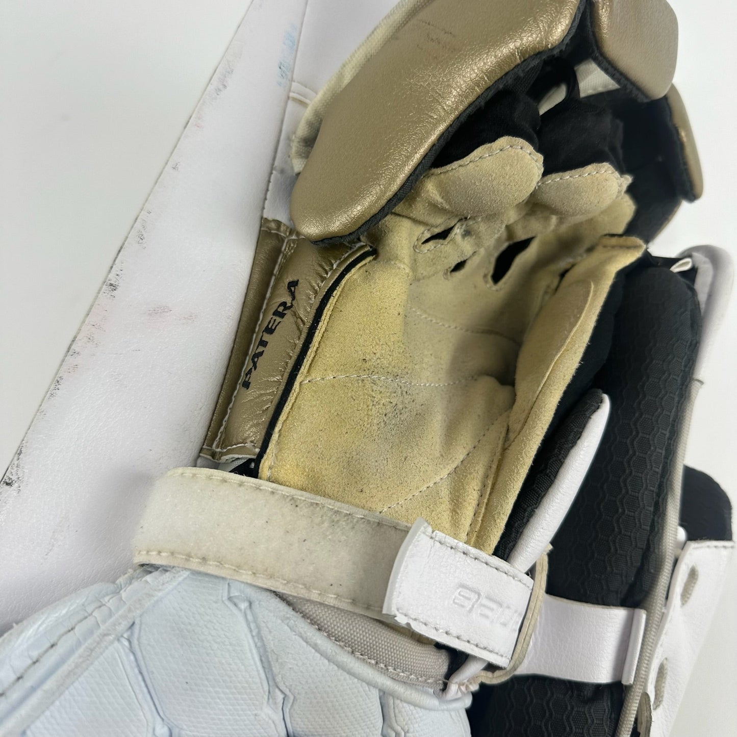 Used Vegas Knights White and Gold Bauer Supreme Mach Blocker | Patera | Regular - Top Flight Hockey