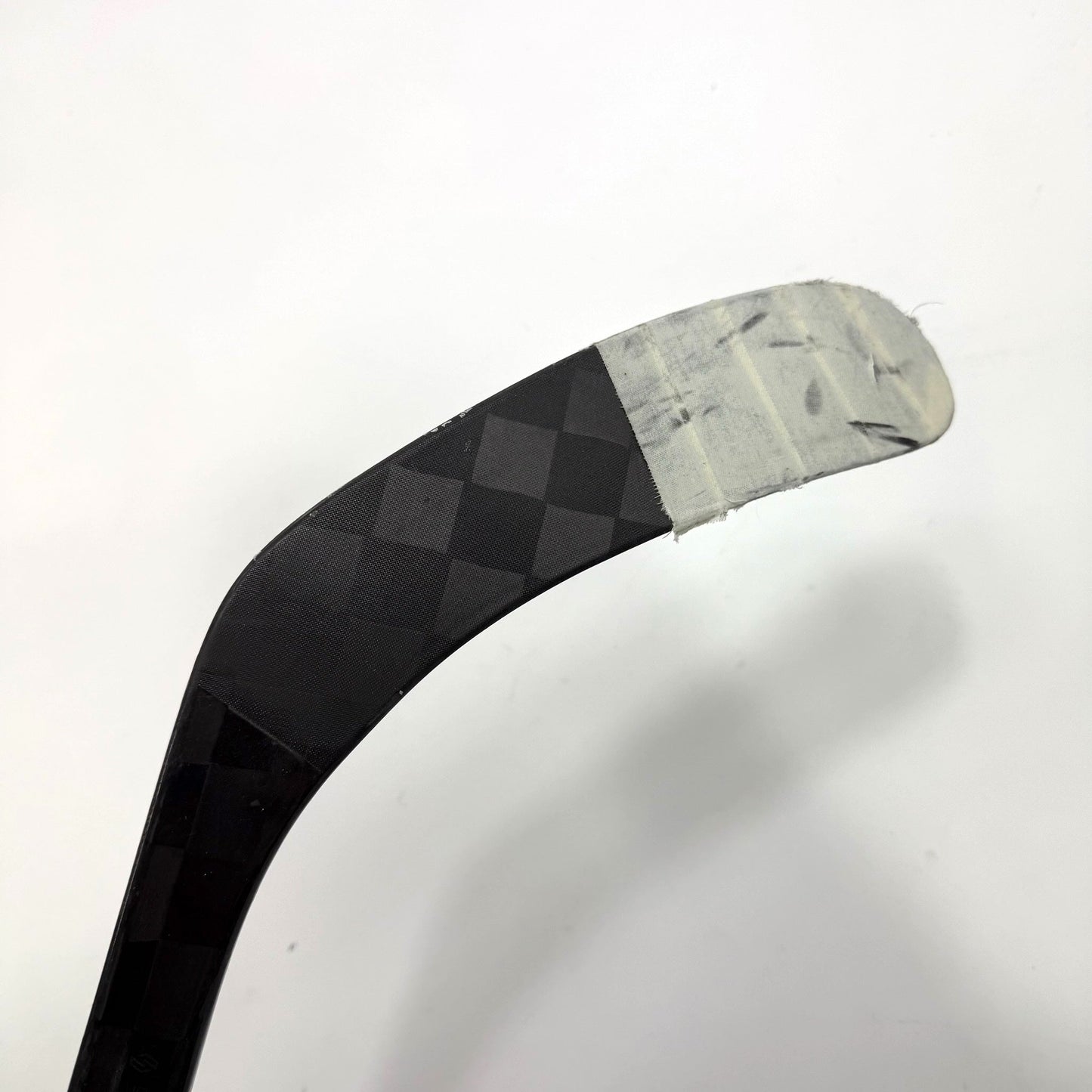 Used Left Warrior Covert QR6 Pro | 85 Flex w03 Curve Grip | Lukas Reichel | BH153