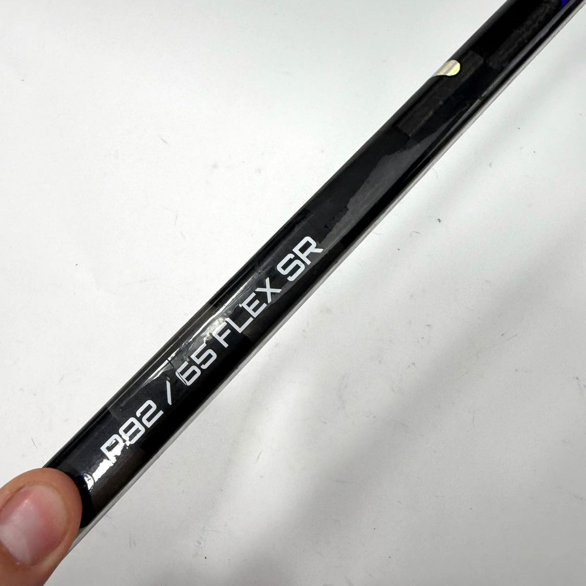 Used Right Bauer Flylite | 65 Flex P92 Curve Grip | AB703