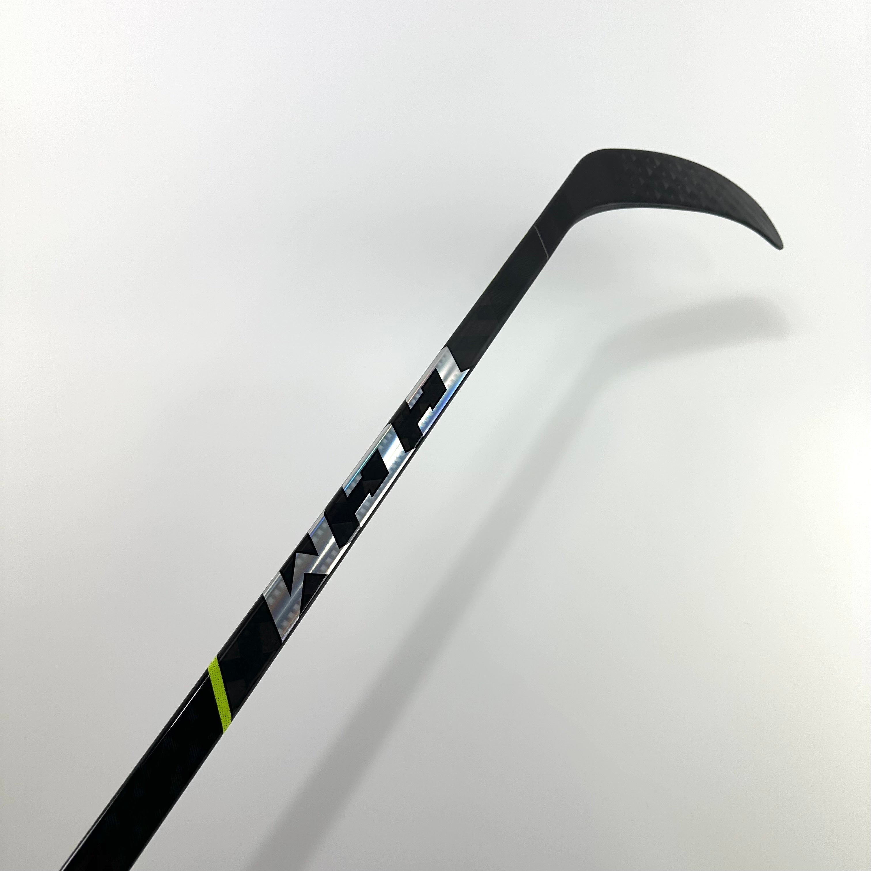 New Left CCM Super Tacks AS3 Pro | 95 Flex P90M Curve Grip | Bayreuther | C214