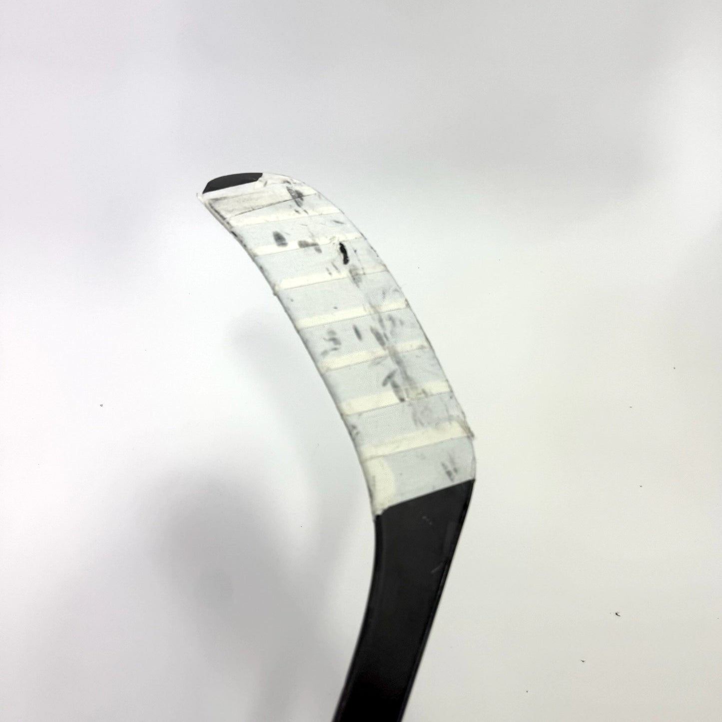 Used Right CCM Tacks XF Ghost | 95 Flex P28M Curve Grip | BH449