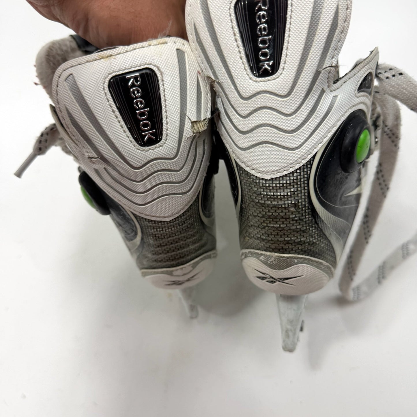 Used White Reebok 6K Skates | Size 3 D | AB488