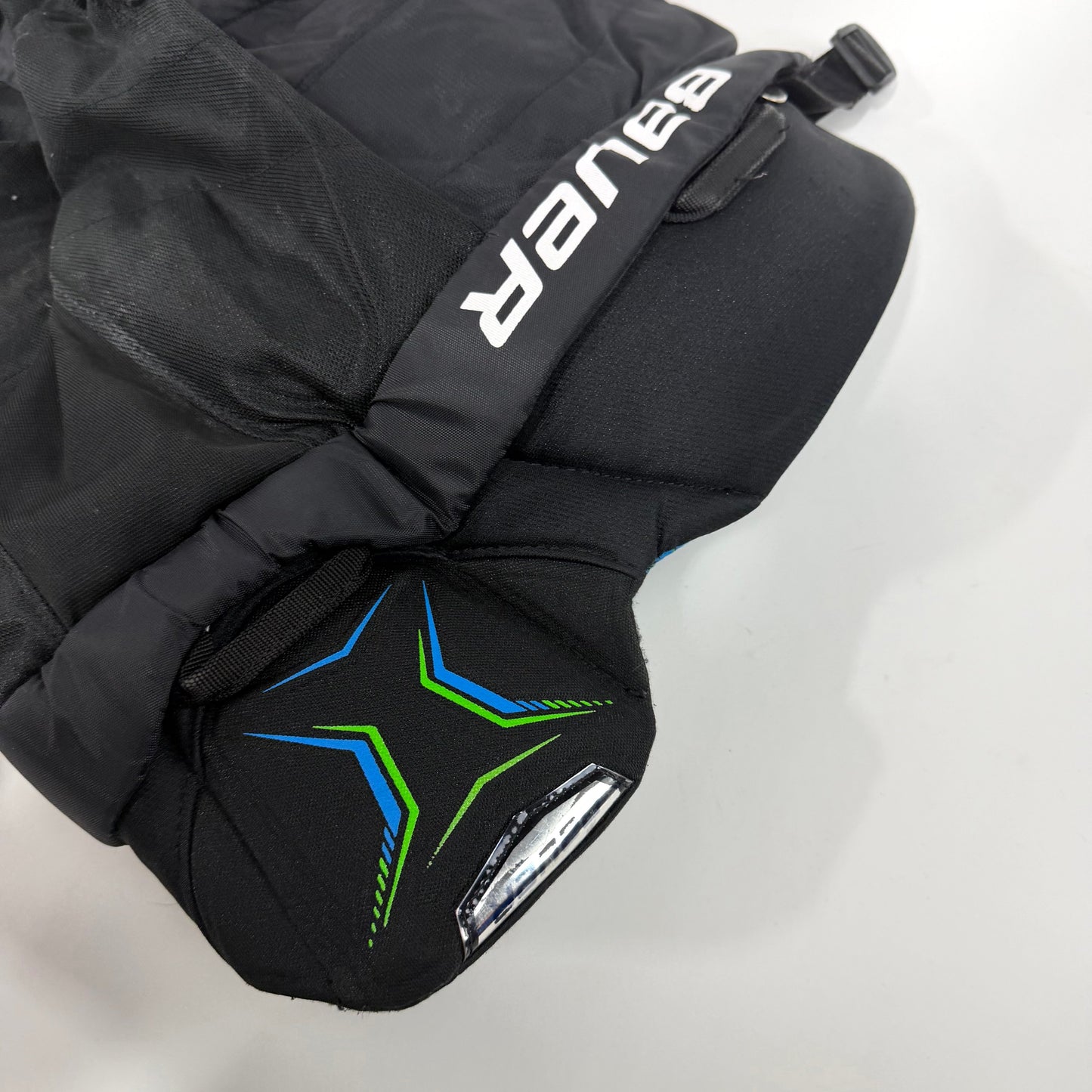 Used Black Bauer X Pants | Jr Medium | J124