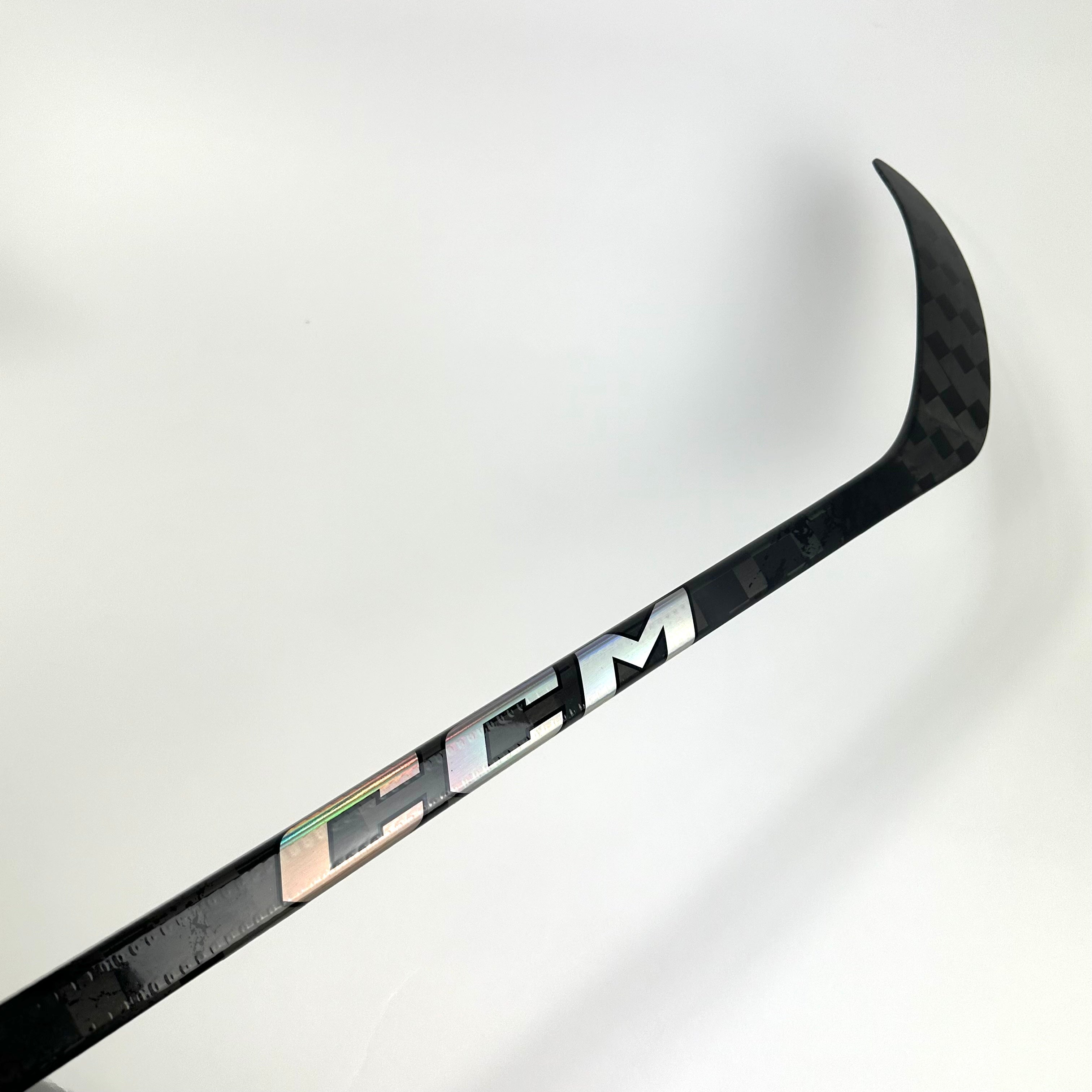 New Right CCM Ribcor Trigger 9 Pro | 115 Flex P90M Curve Grip | Pulock L216