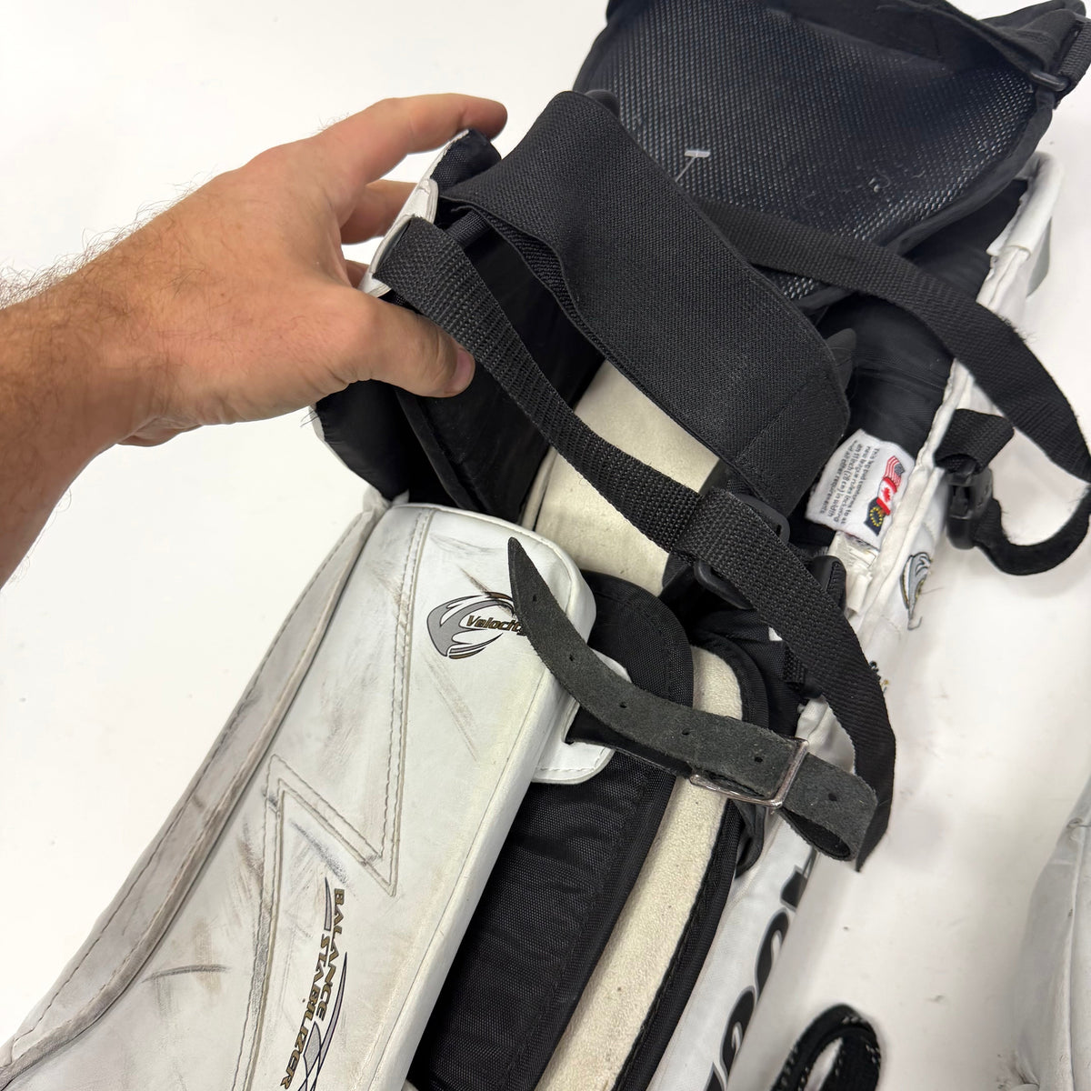 Used White and Black Vaughn Velocity V4 Goalie Leg Pads | 26+1" | AB344