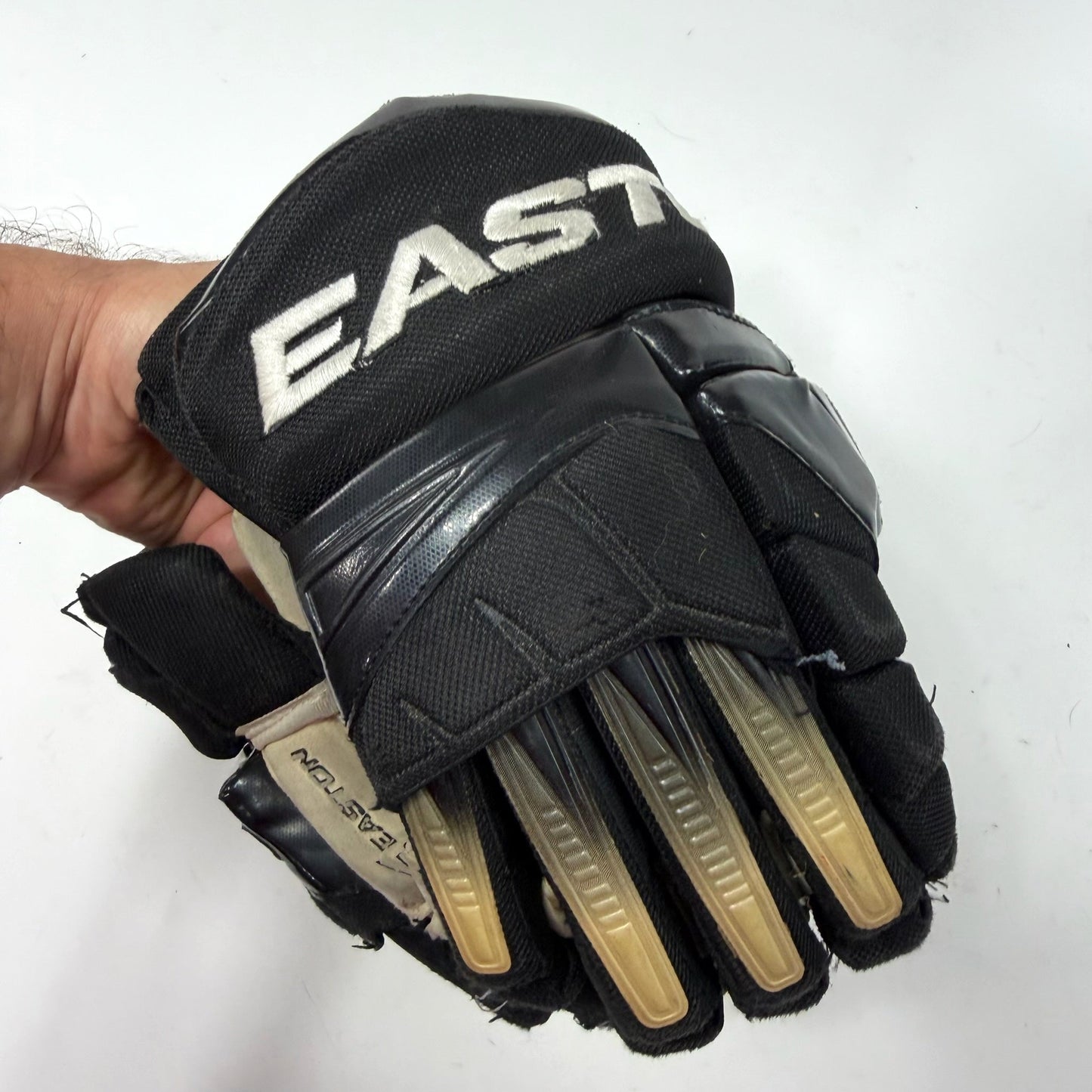 Used Black Easton Mako Gloves | 12" | AB498