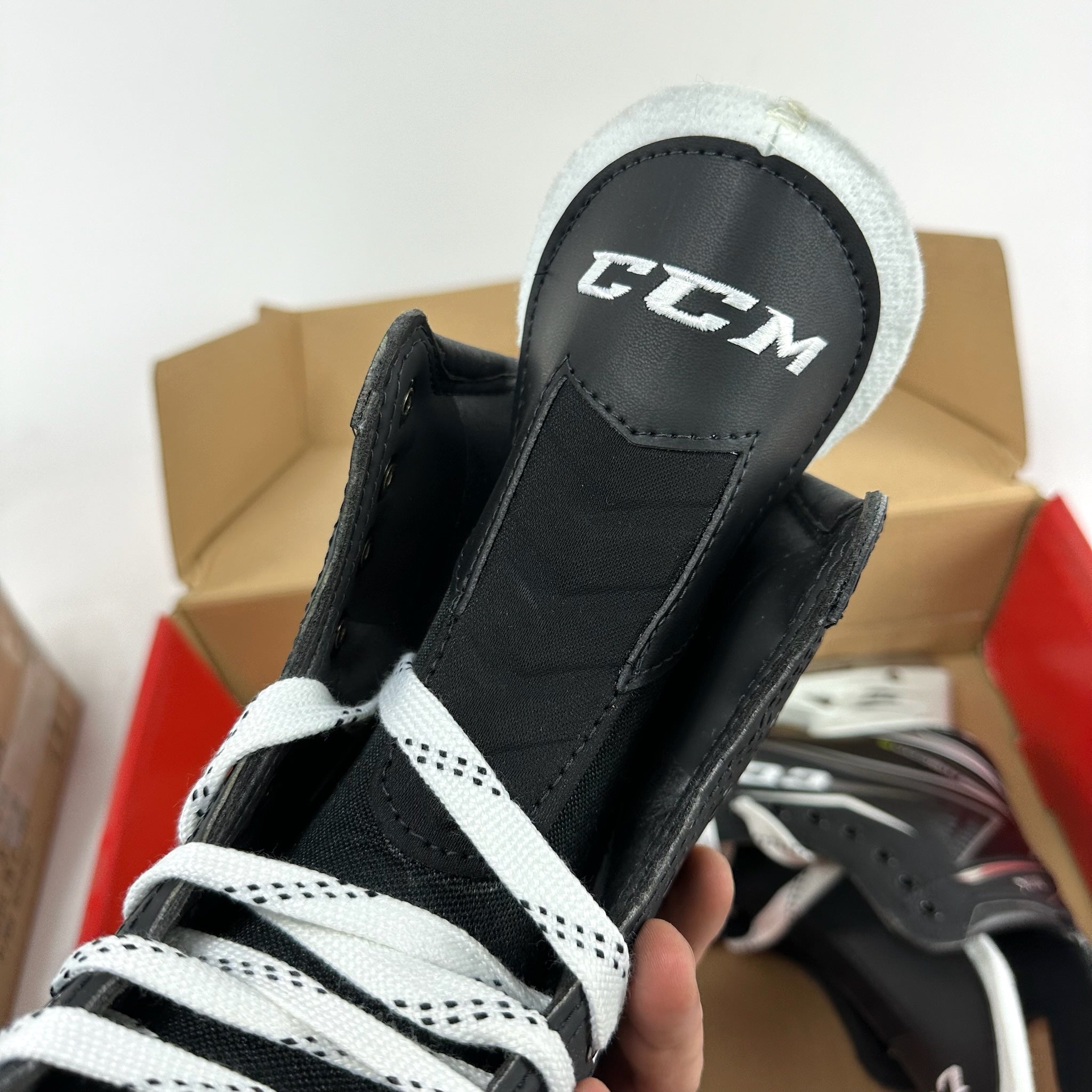 New CCM Ribcor 70K Skates | Size 10.5 D | M365