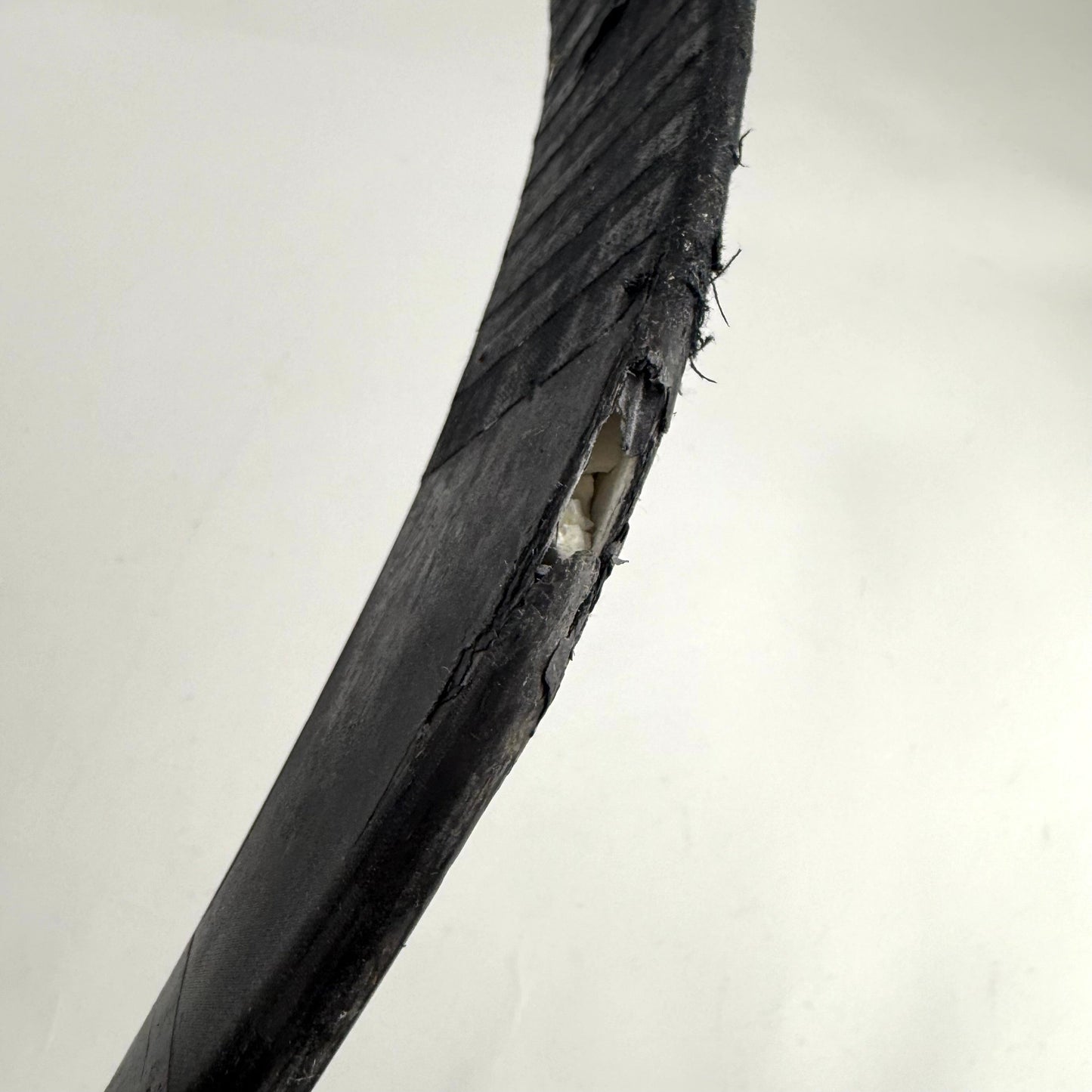 Used Left Silver Bauer Vapor Hyperlite | 77 Flex P92M Curve Grip | E757