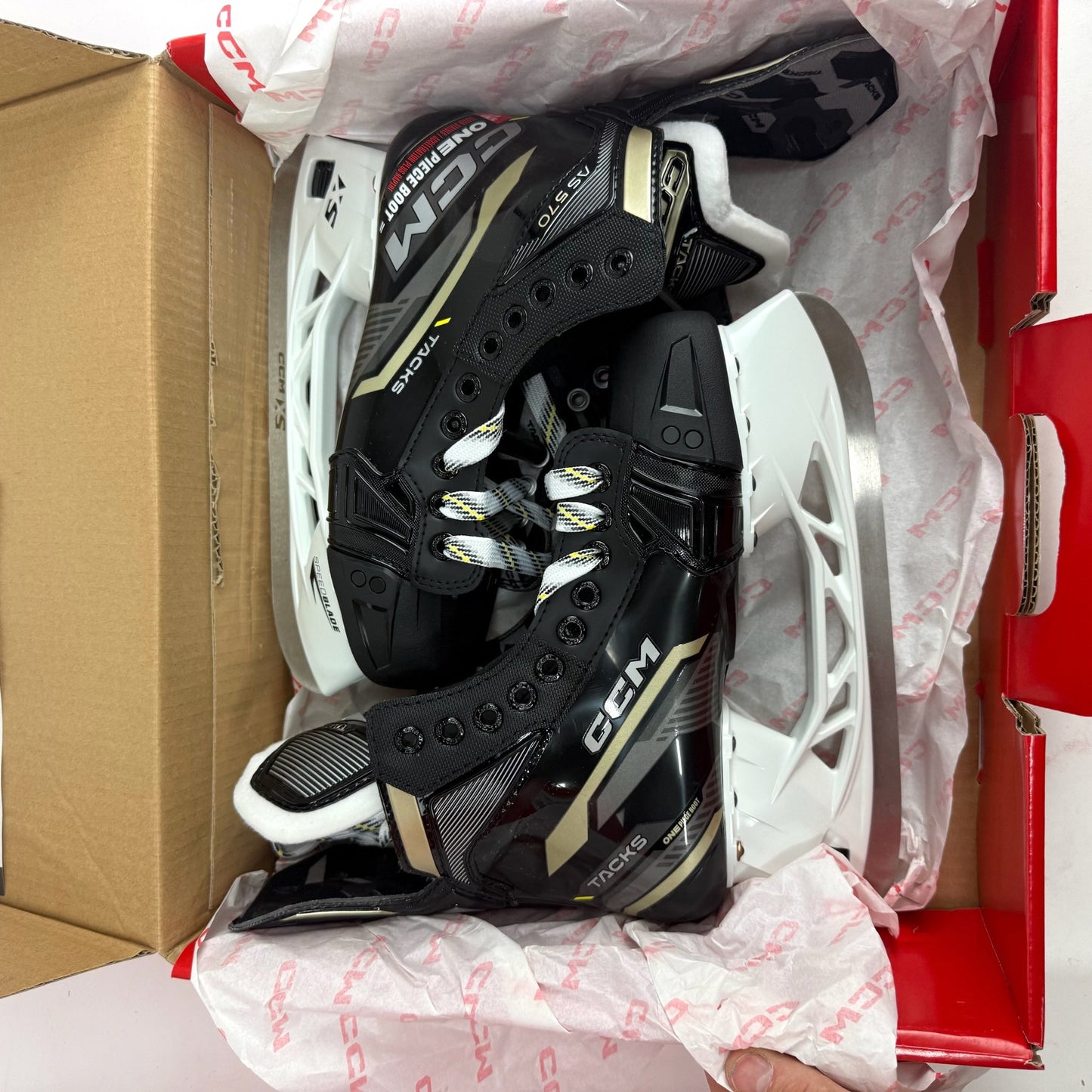 New CCM Tacks AS570 Skates | 6 Regular | CCM477 - Top Flight Hockey