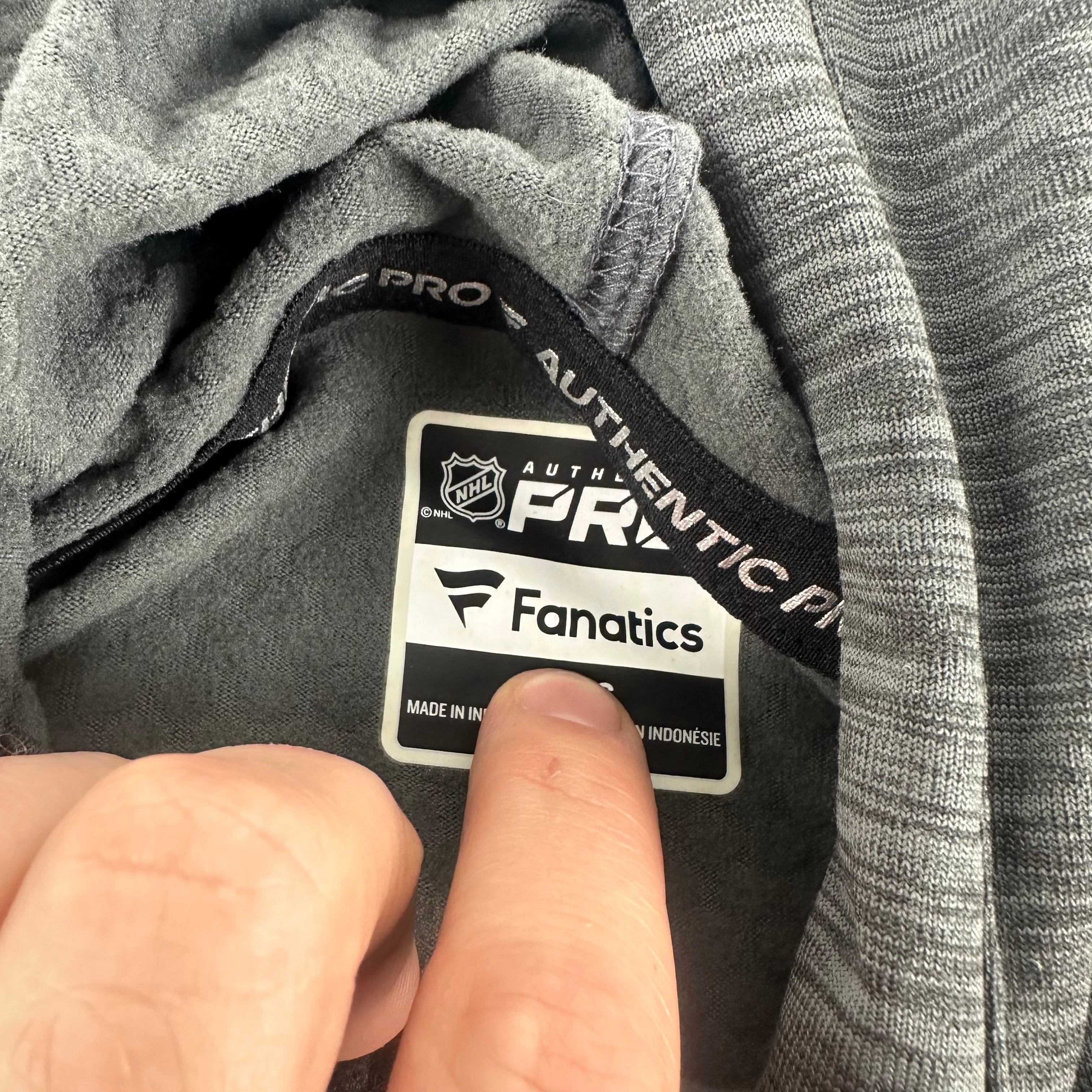 Brand New Grey Tampa Bay Lightning Fanatics Short Sleeve Sweatshirt | #TBL280 Large - Top Flight Hockey