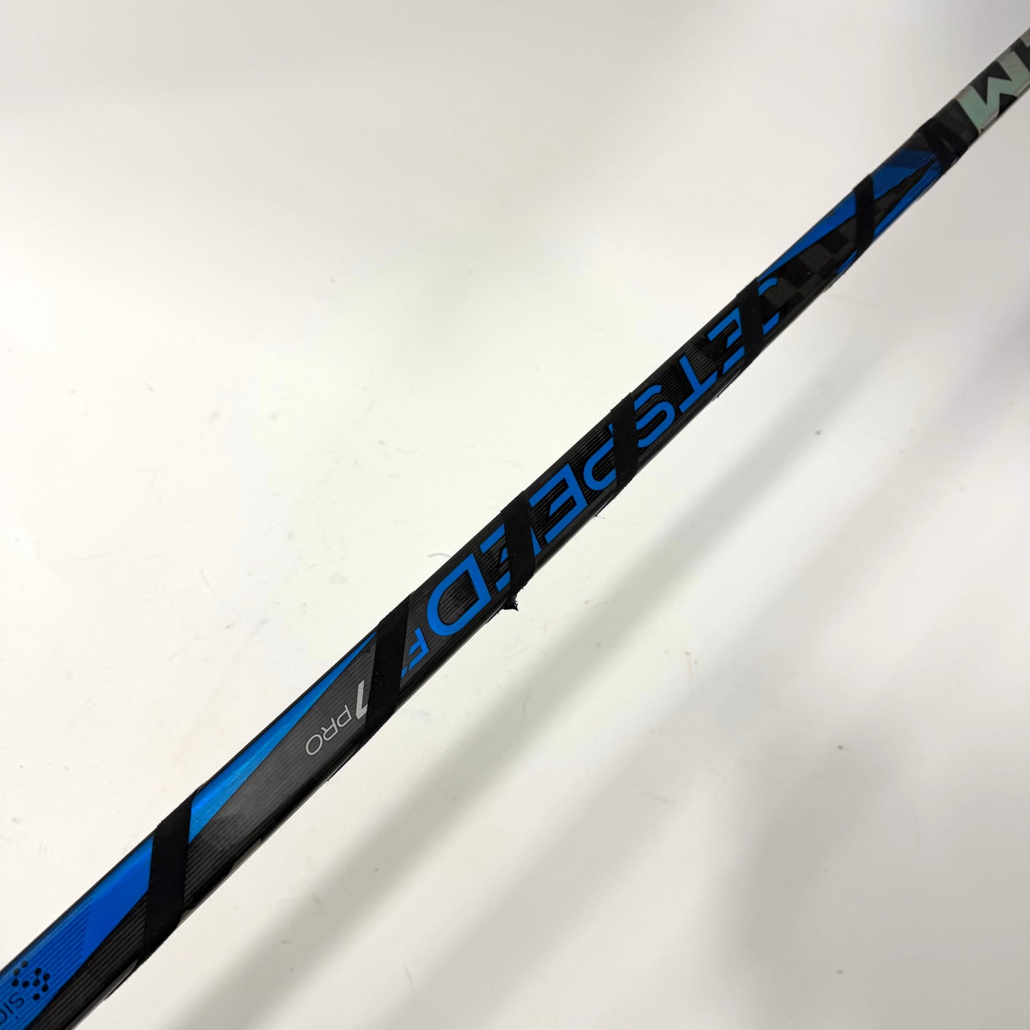 Used Left Blue CCM Jetspeed FT7 Pro | 80 Flex P28M Curve Grip | F364