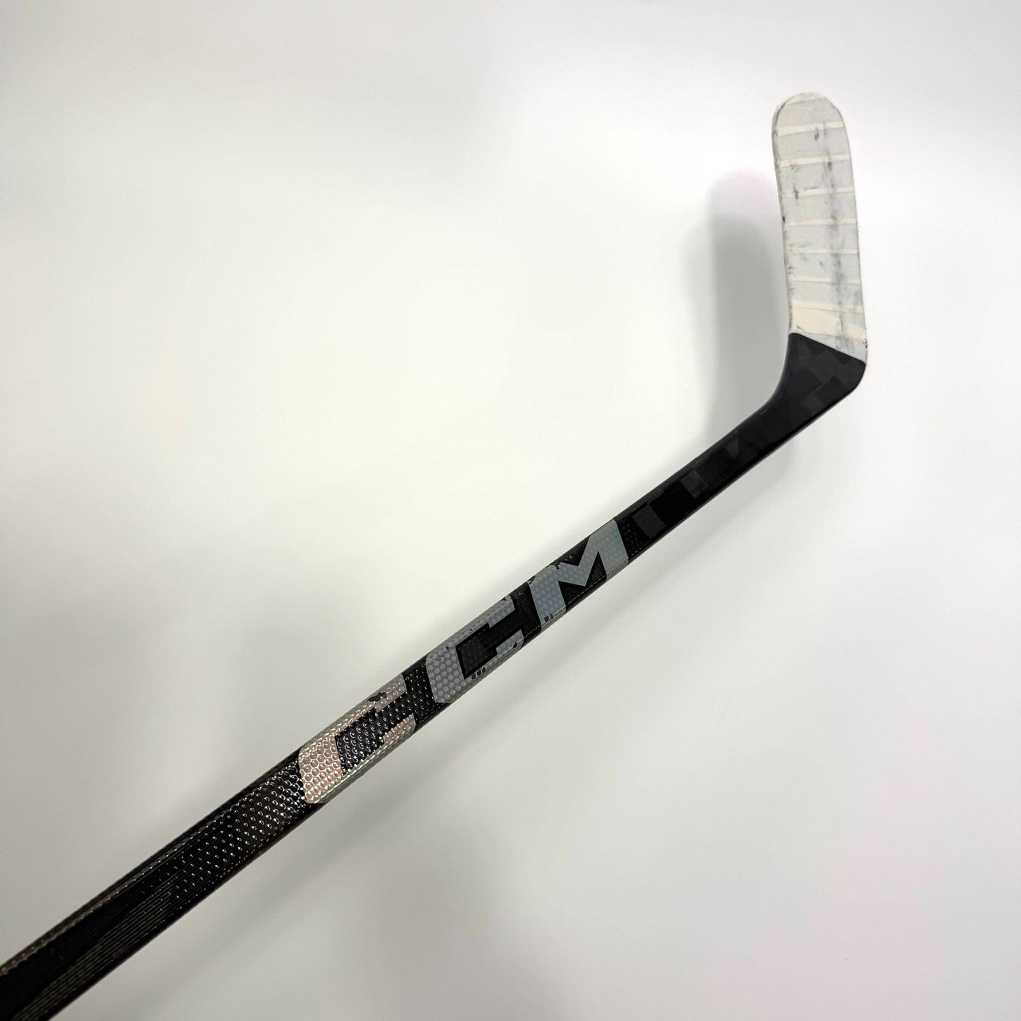 Used Left Black CCM Jetspeed FT7 Pro | 80 Flex P90TM Curve Grip | BH420 - Top Flight Hockey