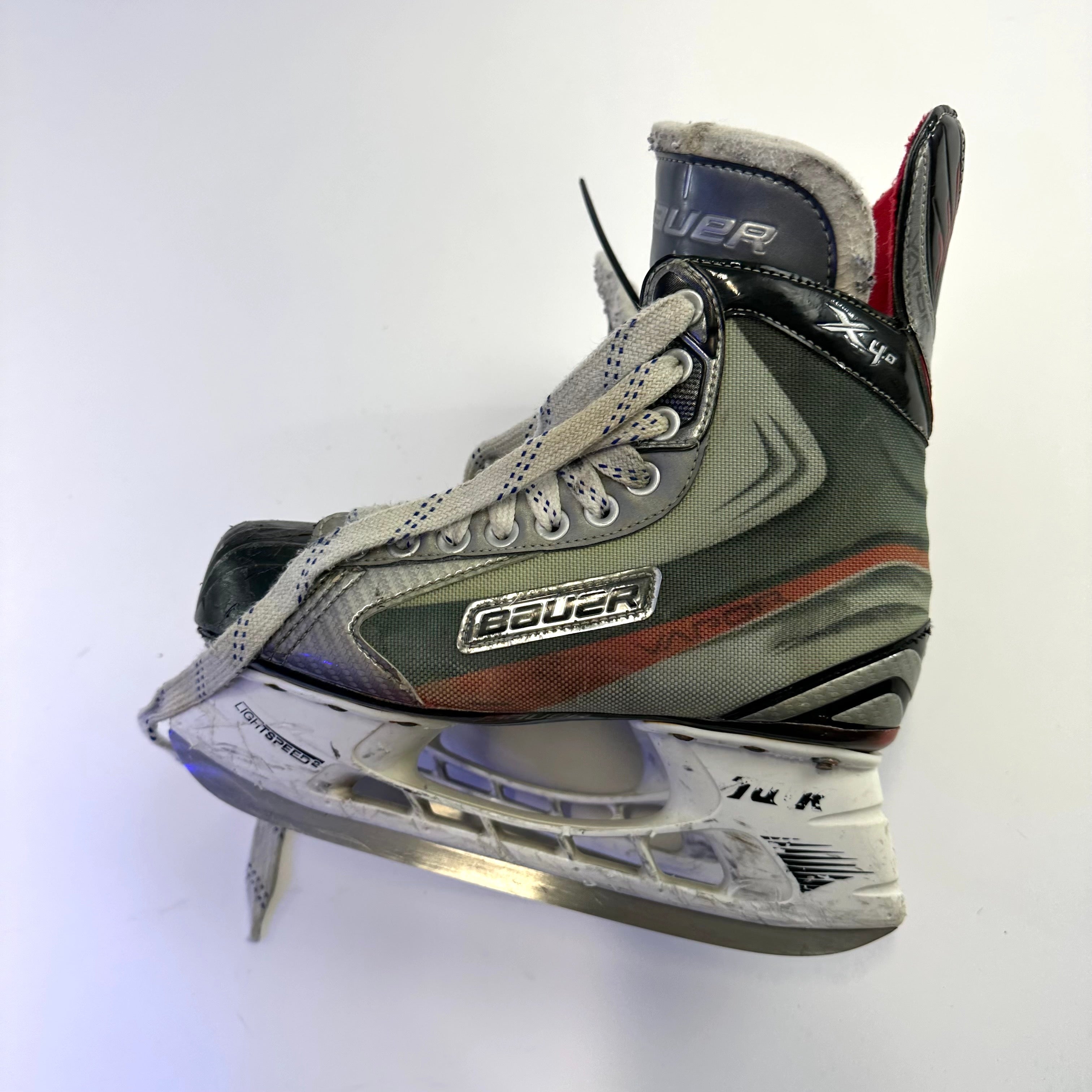 Used Bauer Vapor X4.0 Skates | Size 6D | J169