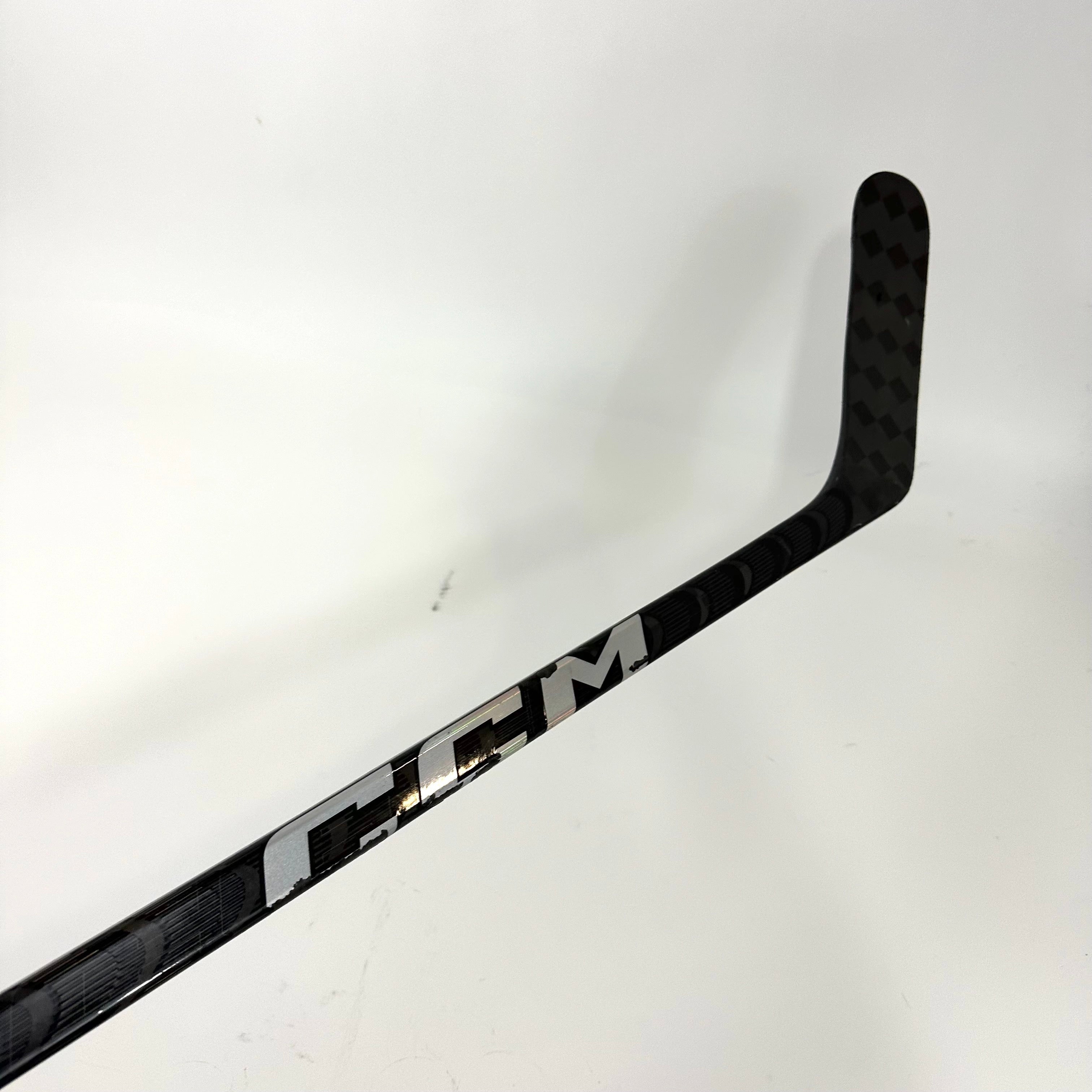 Used Left Handed CCM Jetspeed FT5 Pro | 75 Flex | P92M Curve | Grip | Q315