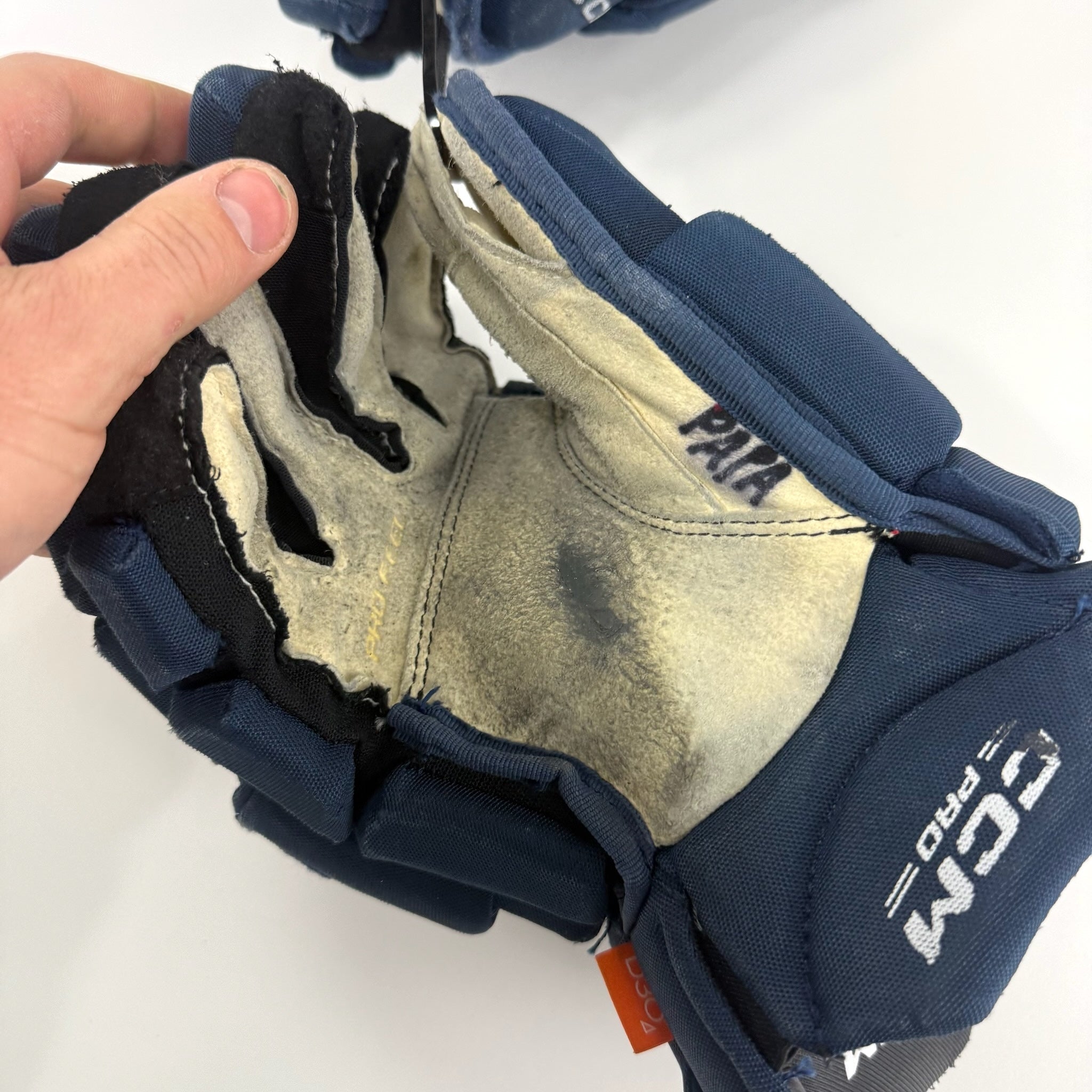 Used Navy CCM Jetspeed Pro Gloves | 14" | D374