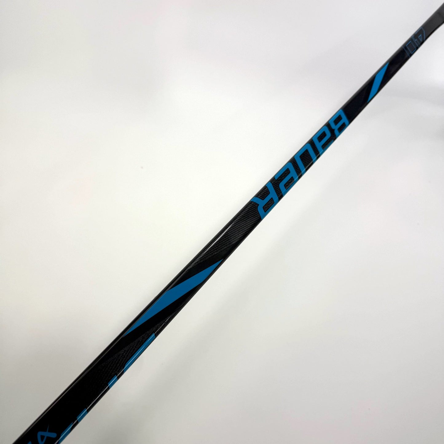 New Right Bauer Nexus 40 | 40 Flex P92 Curve Grip | BH450