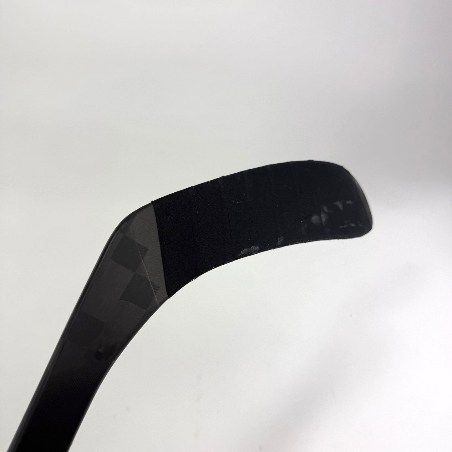 Used Left CCM Jetspeed FT8 Pro | 85 Flex P28 Curve Grip | J753 - Top Flight Hockey
