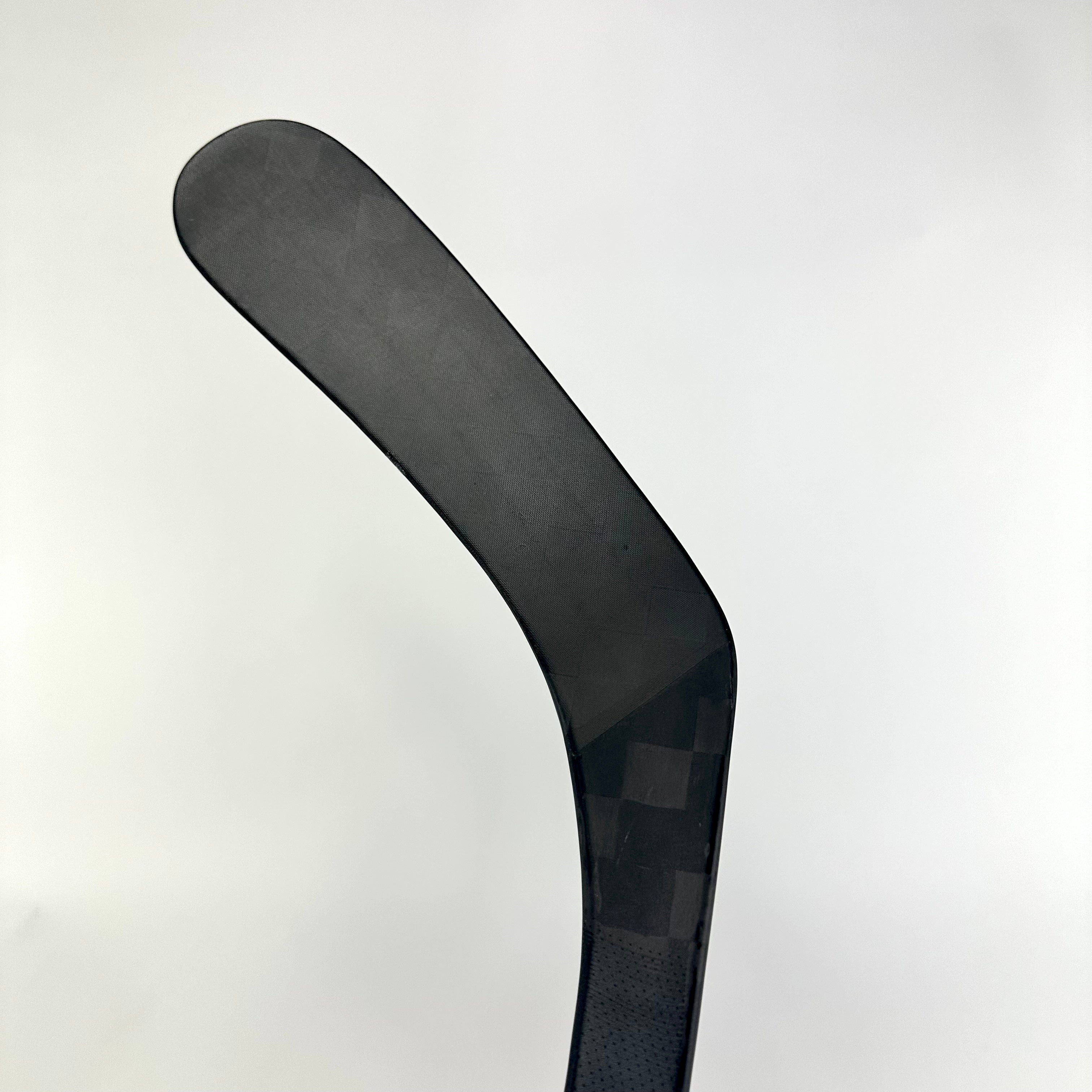 New Left CCM Ribcor Trigger 7 Pro | P90 Curve 80 Flex Grip | Buchinger | M473