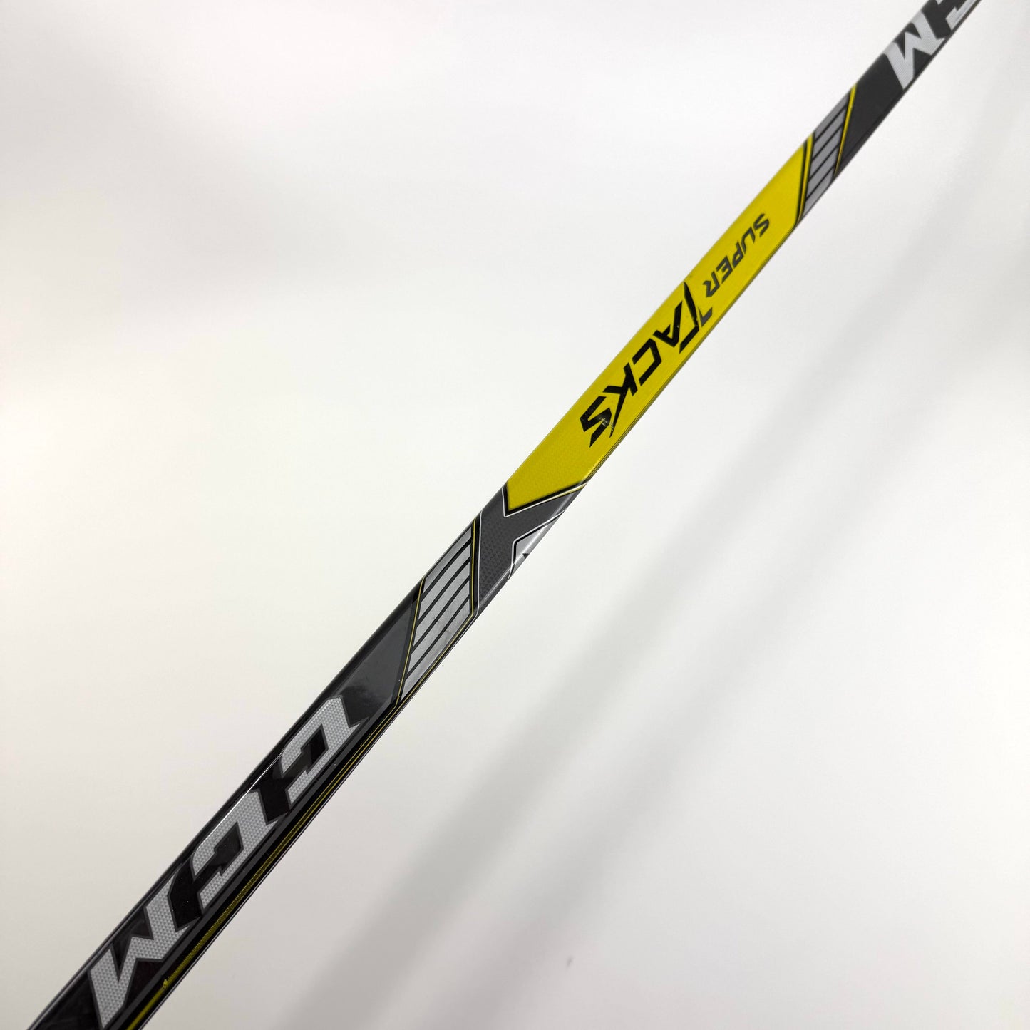 New Left CCM Super Tacks | 100 Flex P90 Curve Grip | #A450 - Top Flight Hockey