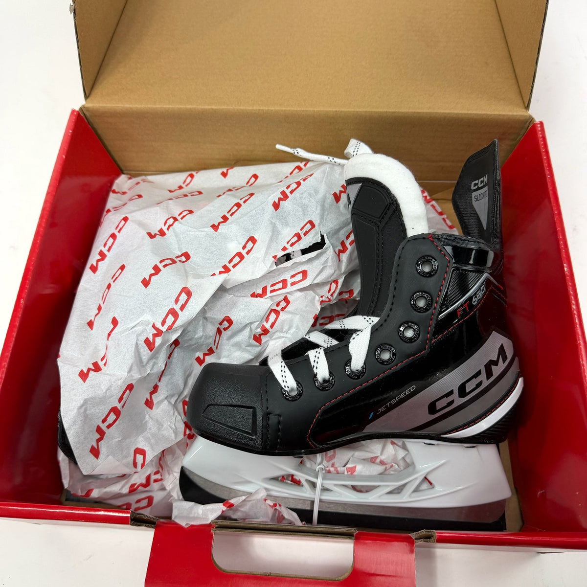 New CCM Jetspeed FT680 Skates | Yth 11.5 R | AB110 - Top Flight Hockey