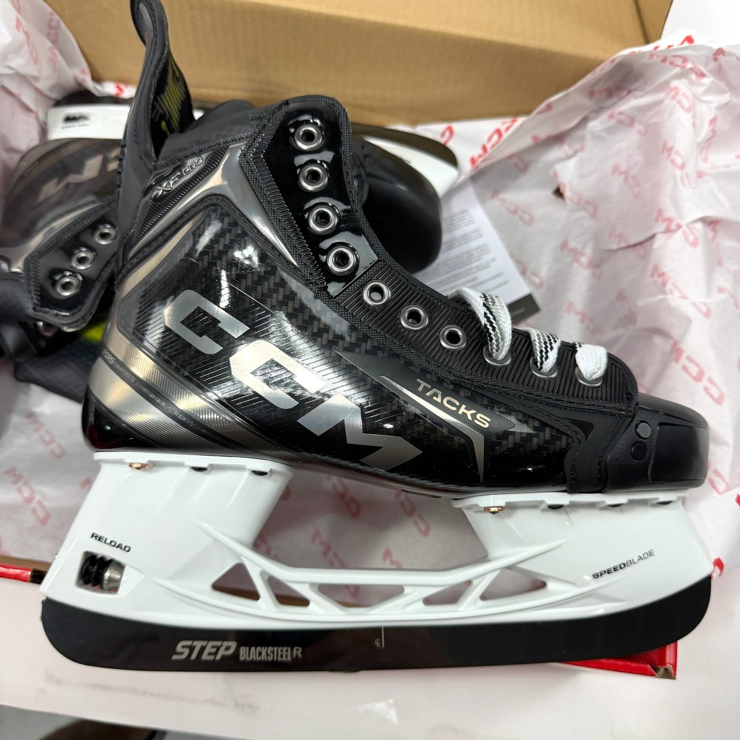 Brand New Retail CCM Tacks XF Pro Skates - Size 7.5 - Regular