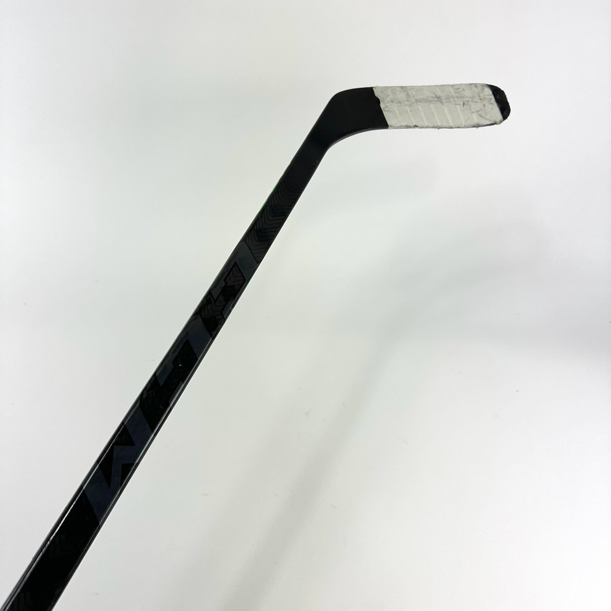 Used Right CCM Ribcore Trigger 6 Pro | 95 Flex P88 Like Curve Grip | Raddysh | K161