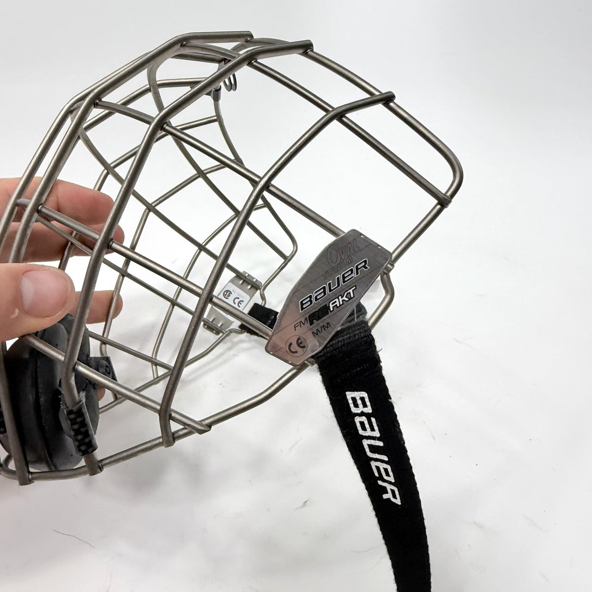 Used Silver Bauer FM Re-akt Cage | Senior Medium | AB399