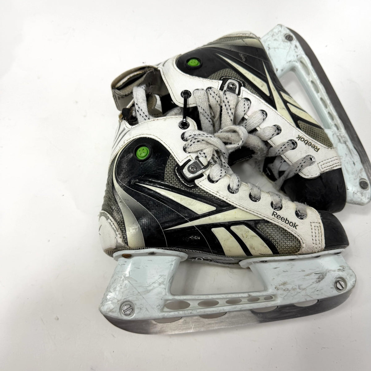 Used White Reebok 6K Skates | Size 3 D | AB488 - Top Flight Hockey