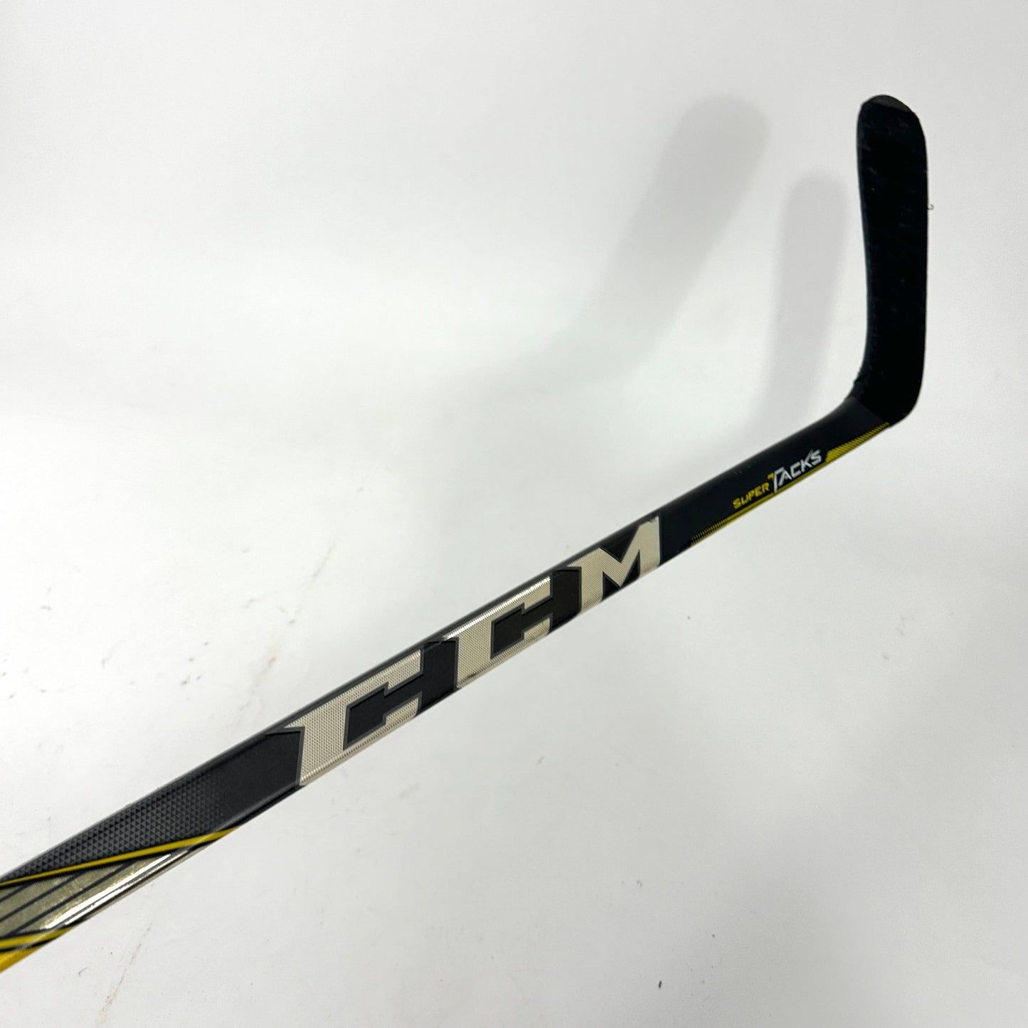 Used Left CCM Super Tacks 90 Flex Heel Curve Grip | RADULOV | G408 - Top Flight Hockey