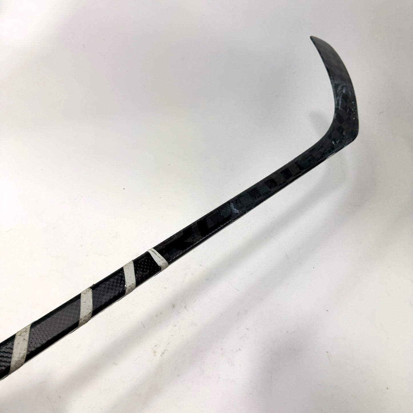 Used Right Black Pro Stock Stick | 55 Flex Kane Pro Curve Grip | AB562