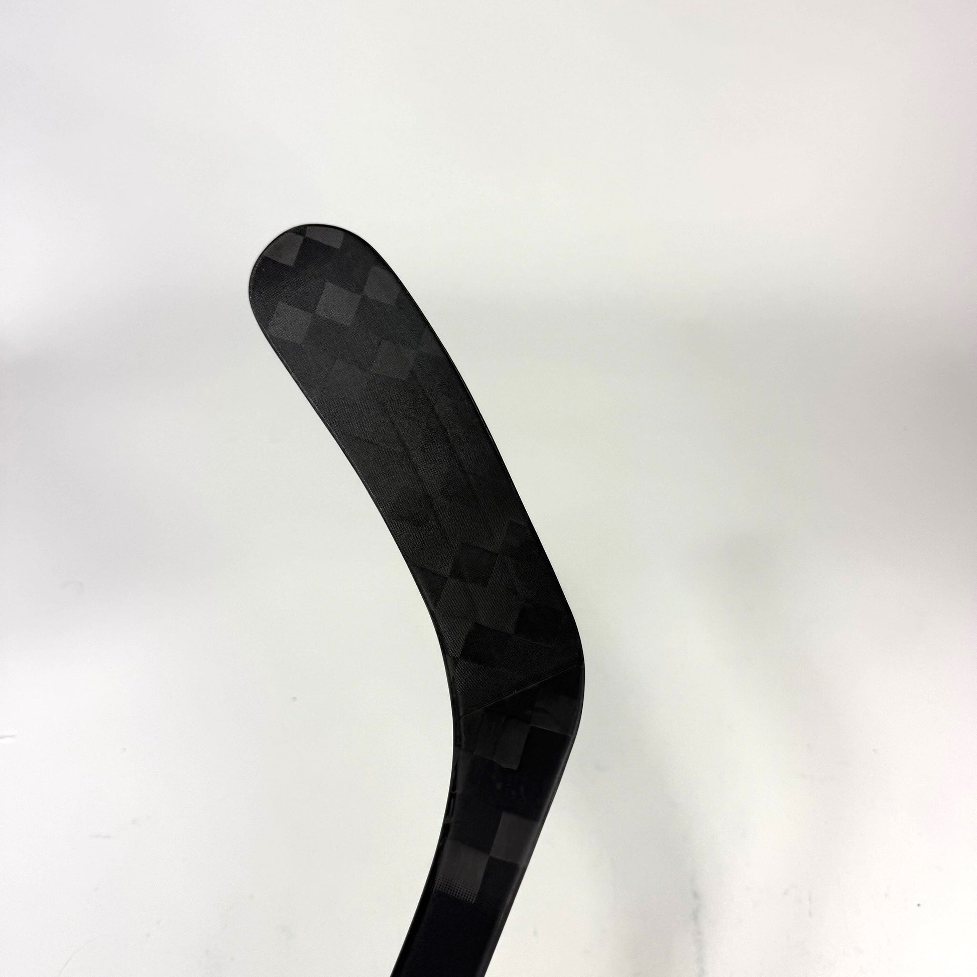 New Left CCM Tacks XF Ghost | 85 Flex P90T Curve Grip | J466 - Top Flight Hockey