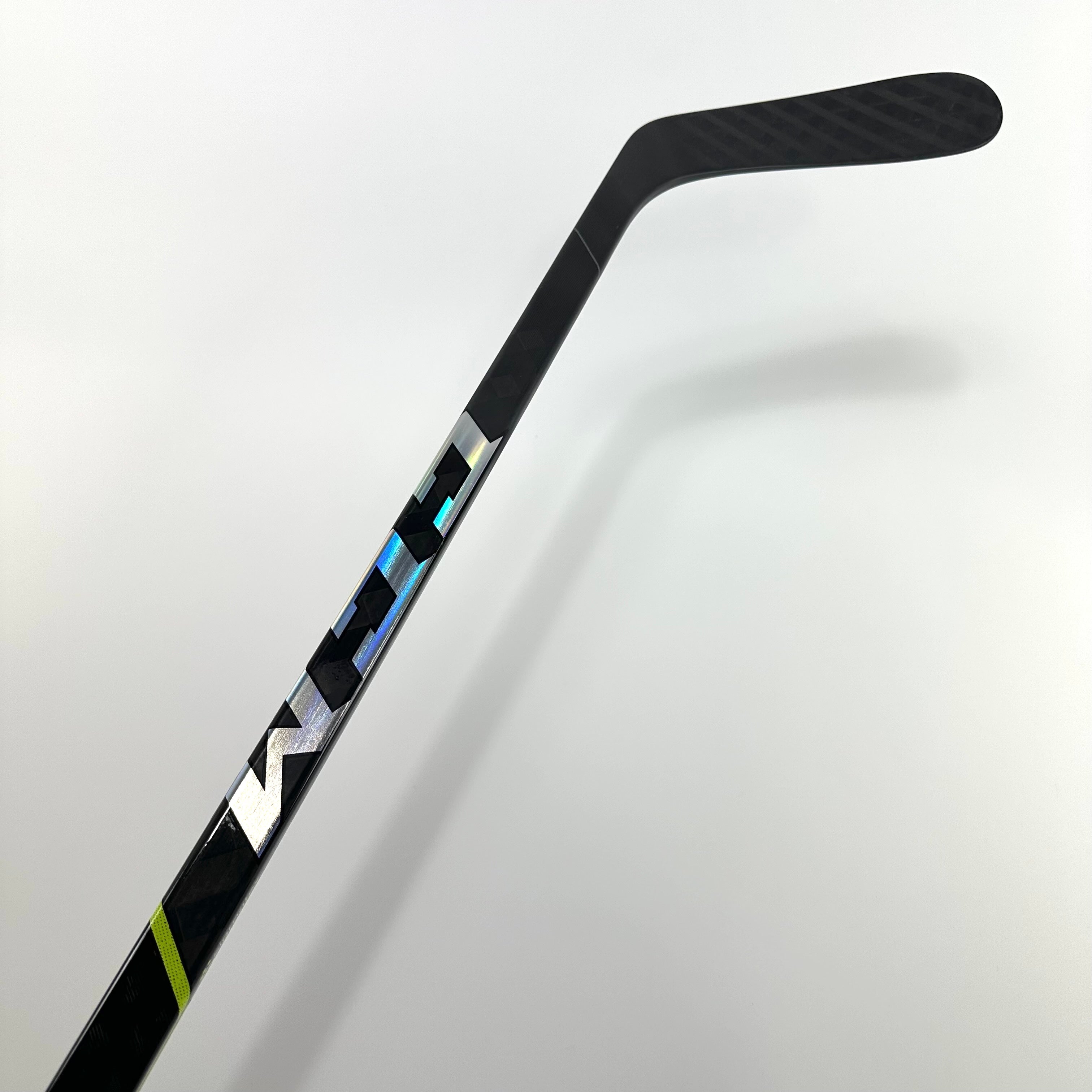 New Right CCM Super Tacks AS3 Pro | 100 Flex P90 Curve Grip | Reaves | C159